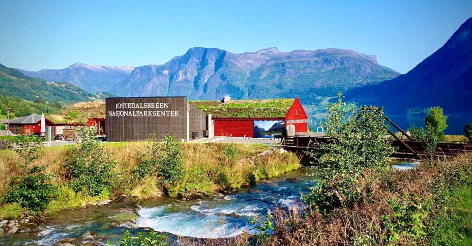 Geirangerfjord: Eine Reise durch Norwegens Schönheit