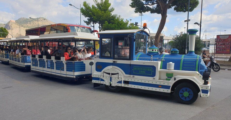Entdecken Sie das historische Palermo mit dem Mini-Zug