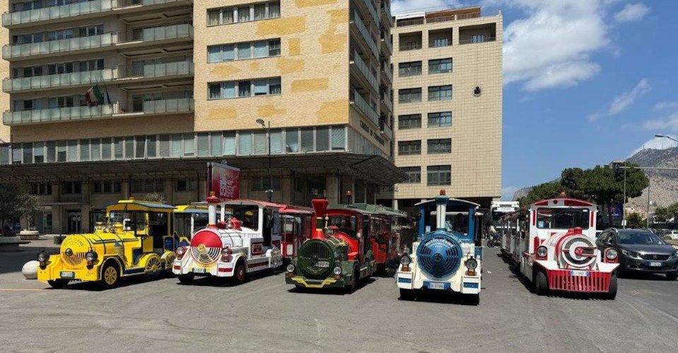 Entdecken Sie das historische Palermo mit dem Mini-Zug