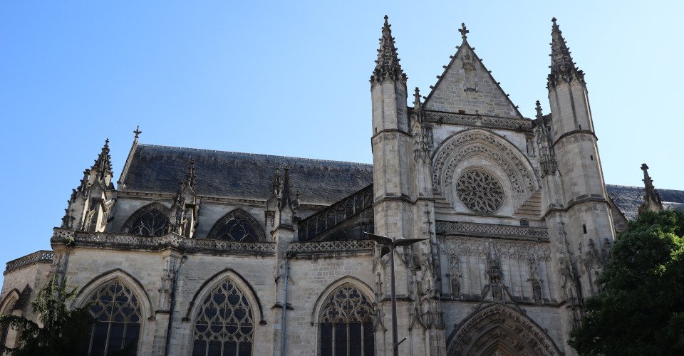 Durch Bordeaux mit dem E-Bike
