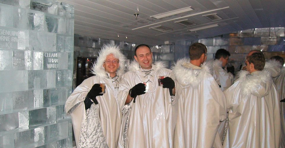 VIP-Tour: Altstadt und Eisbar