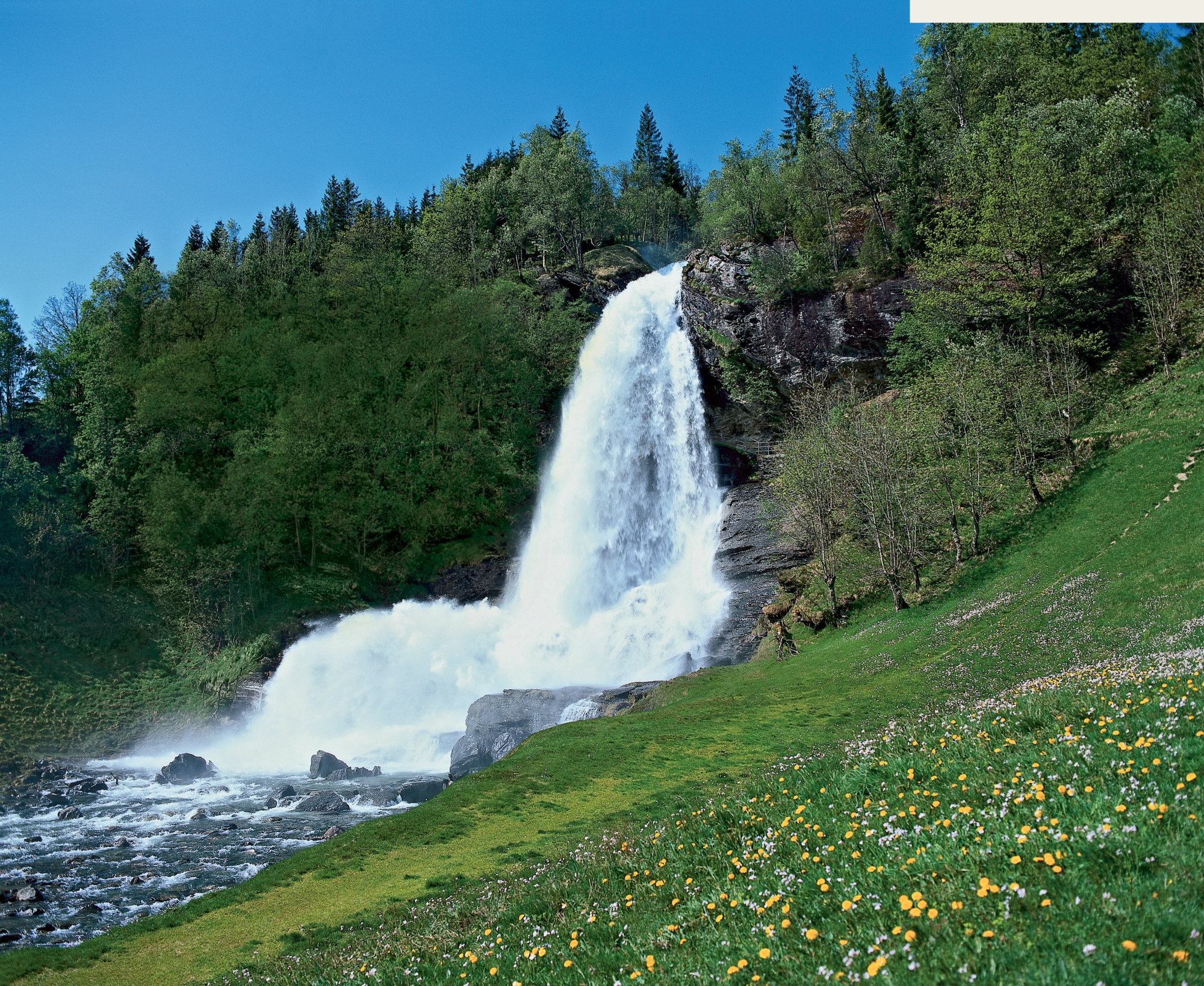 Der Vöringfossen Wasserfall