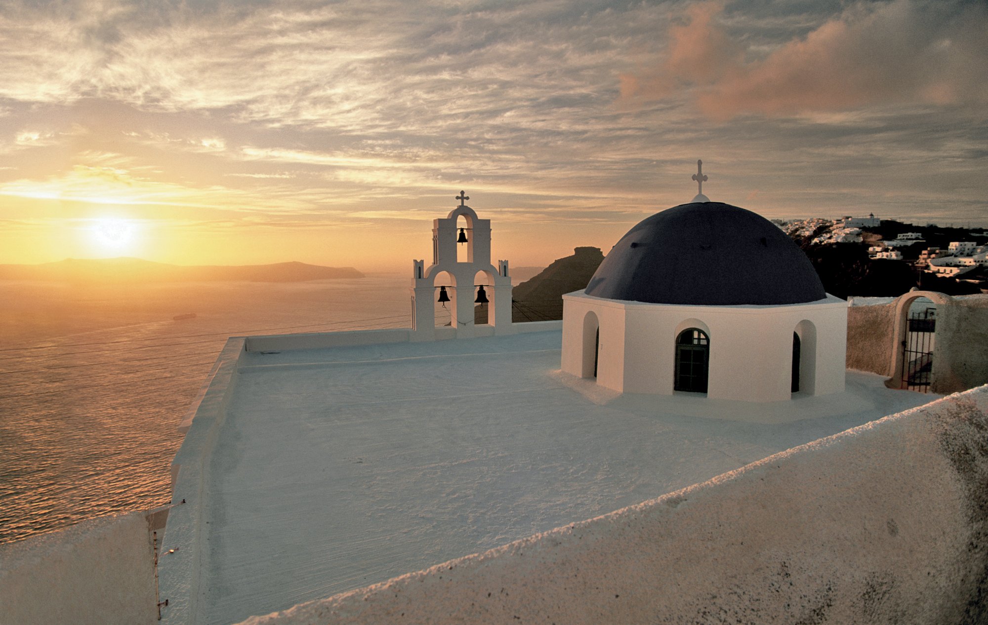 CHURCH AT FIROSTEFUNI SANTORINI, GREECE