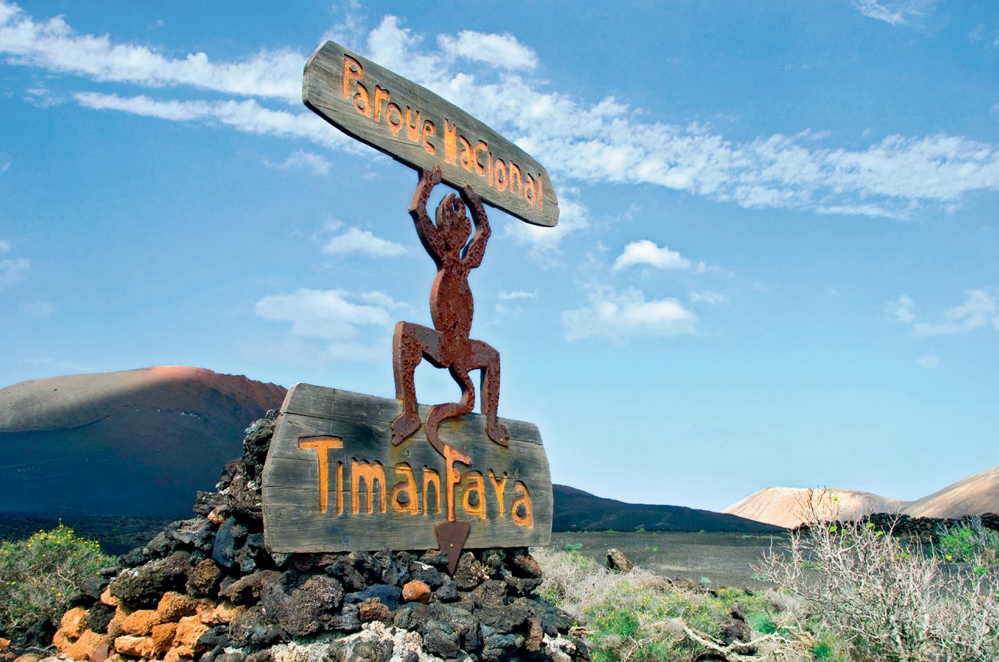 AWT66H Sign at entrance to Timanfaya National Park  Lanzarote Canary Islands Spain