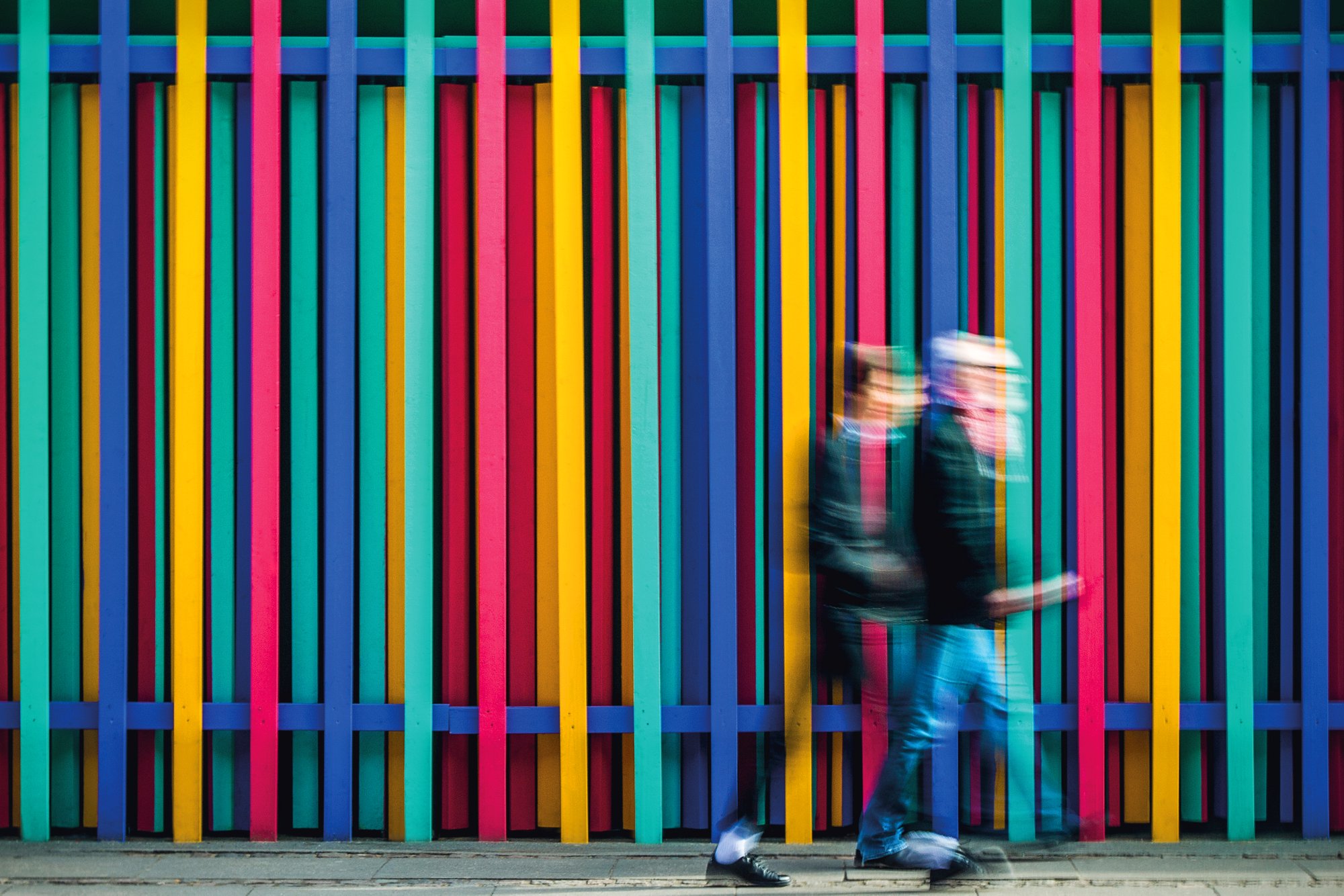 Ein bunter Holzaun in Kopenhagen