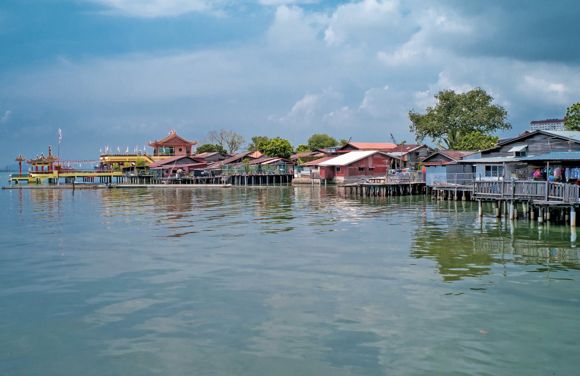 A seaview from the Chew Jetty in Penang