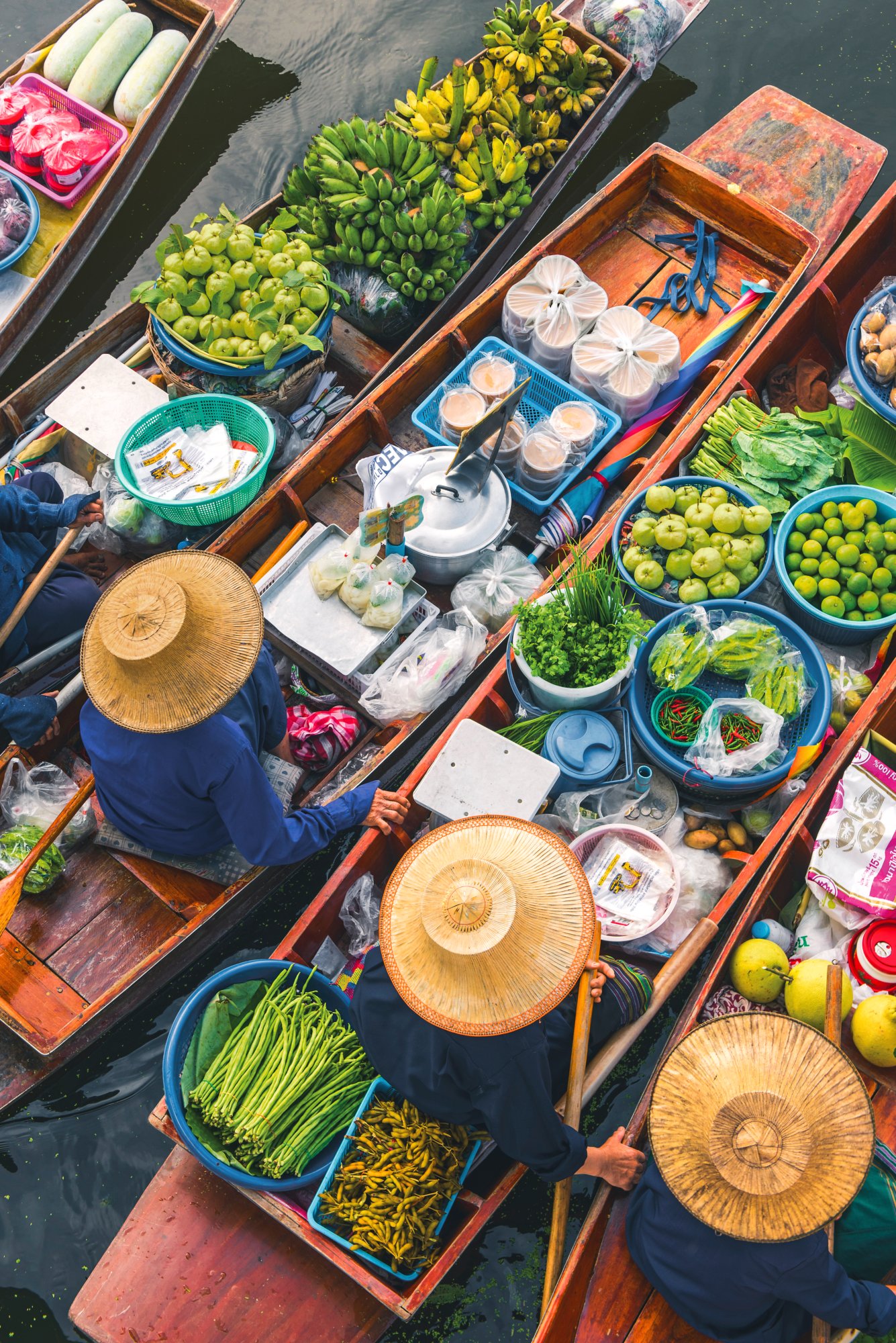 Tha Kha floating market, Amphawa, Samut Songkram, Bangkok, Thailand.