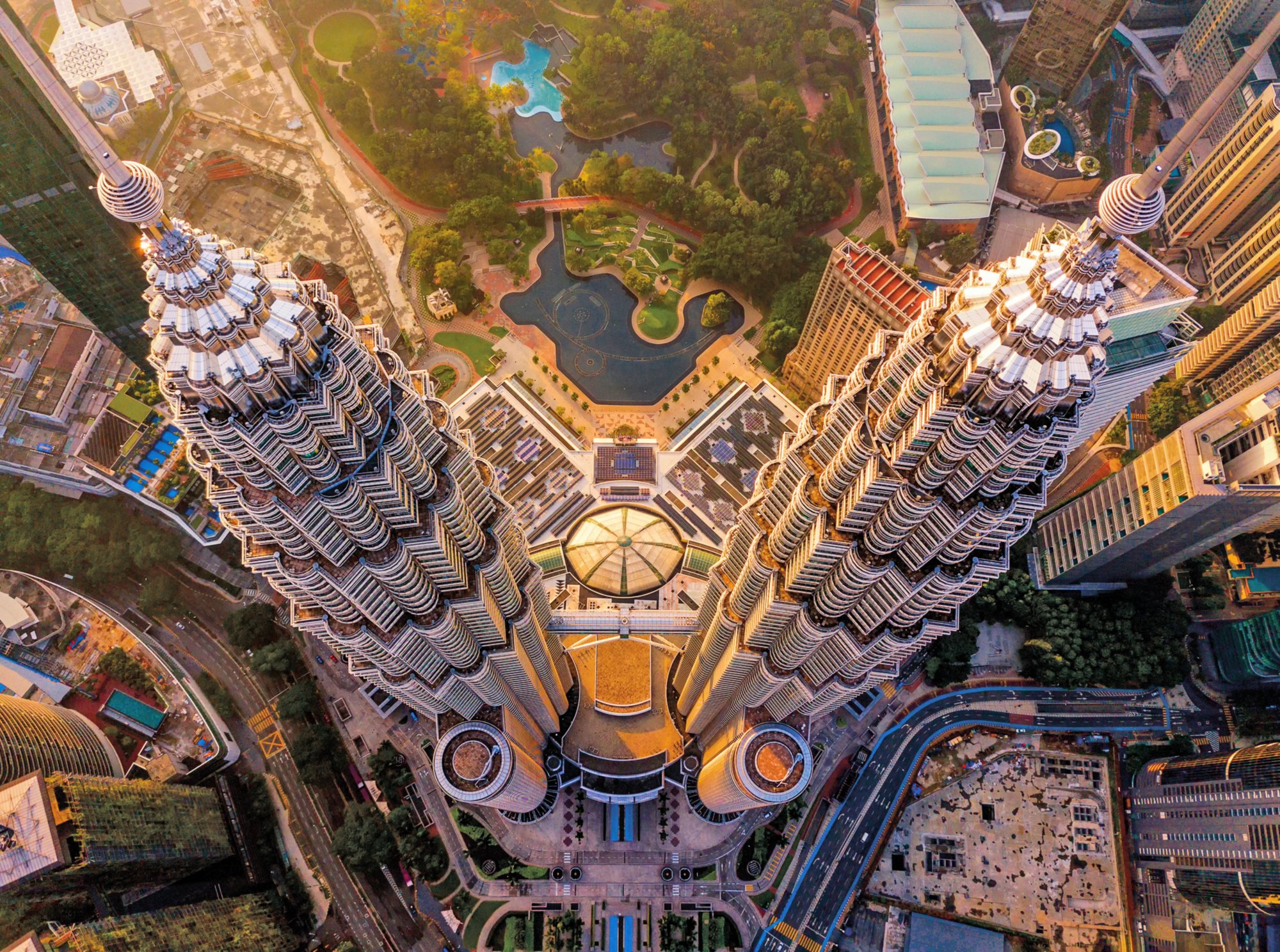 Blick auf Petronas Twin Towers aus der Luft