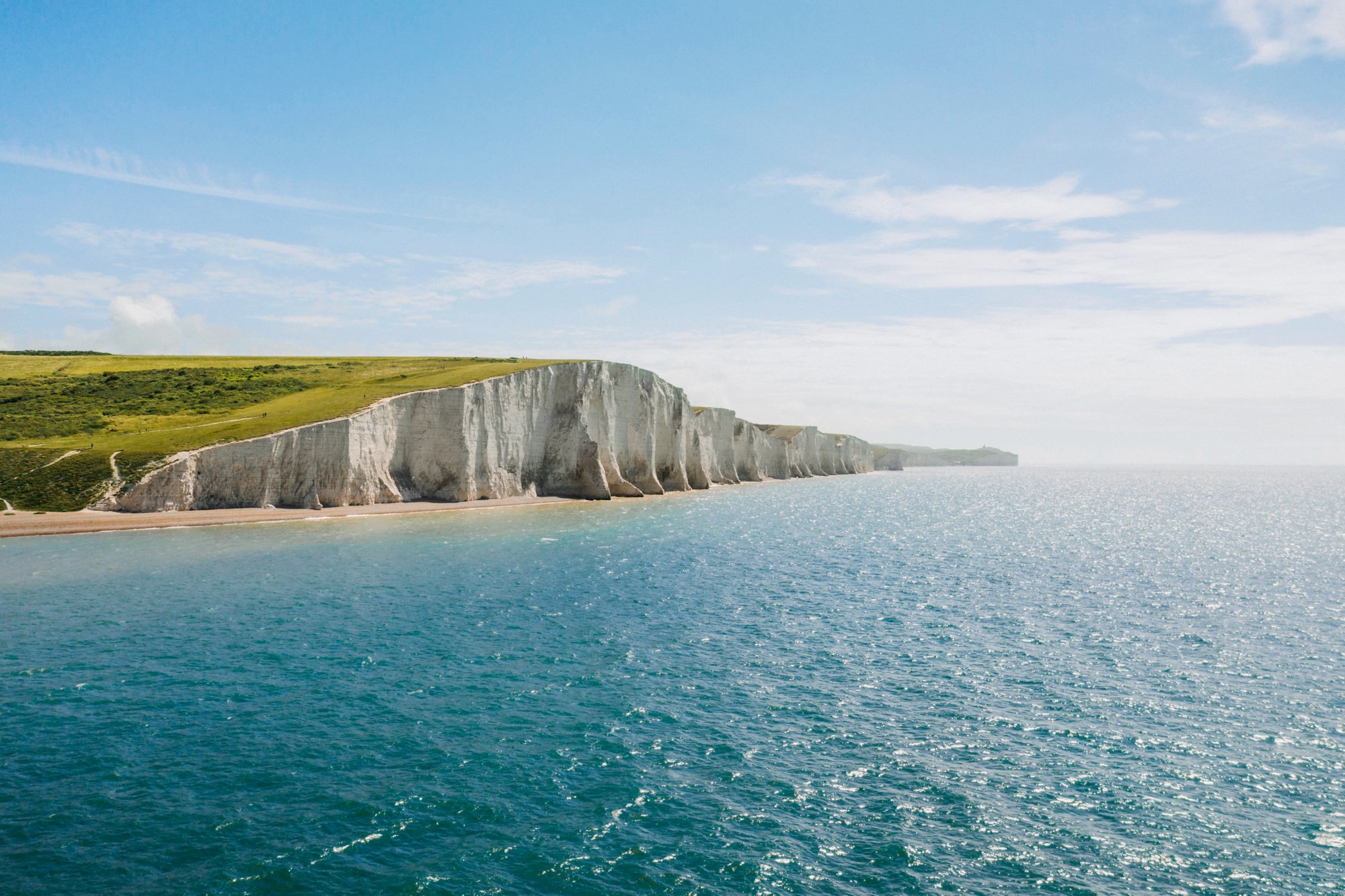 A beautiful shot of the White Cliffs of Dover by the sea