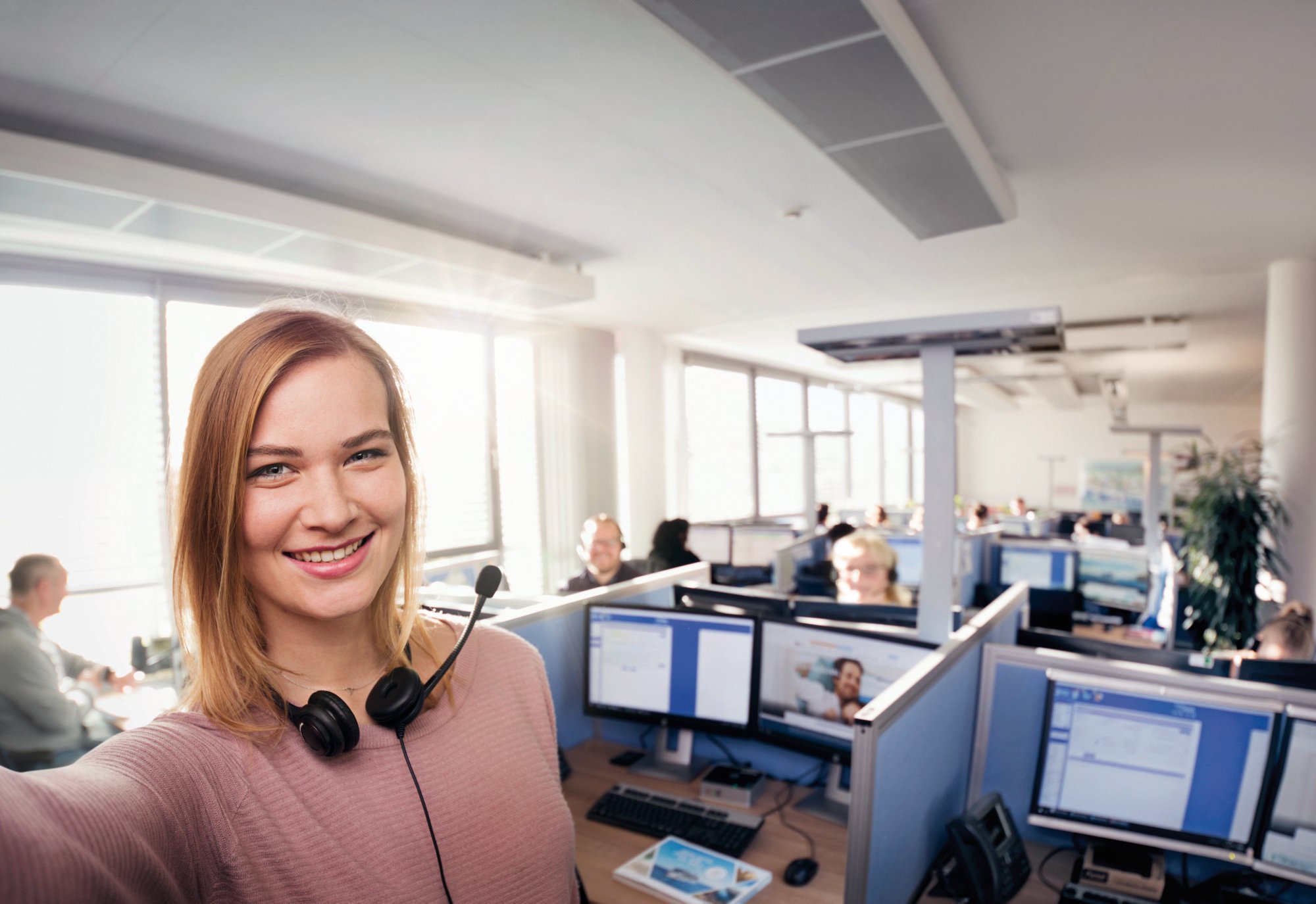 Frau arbeitet im AKC