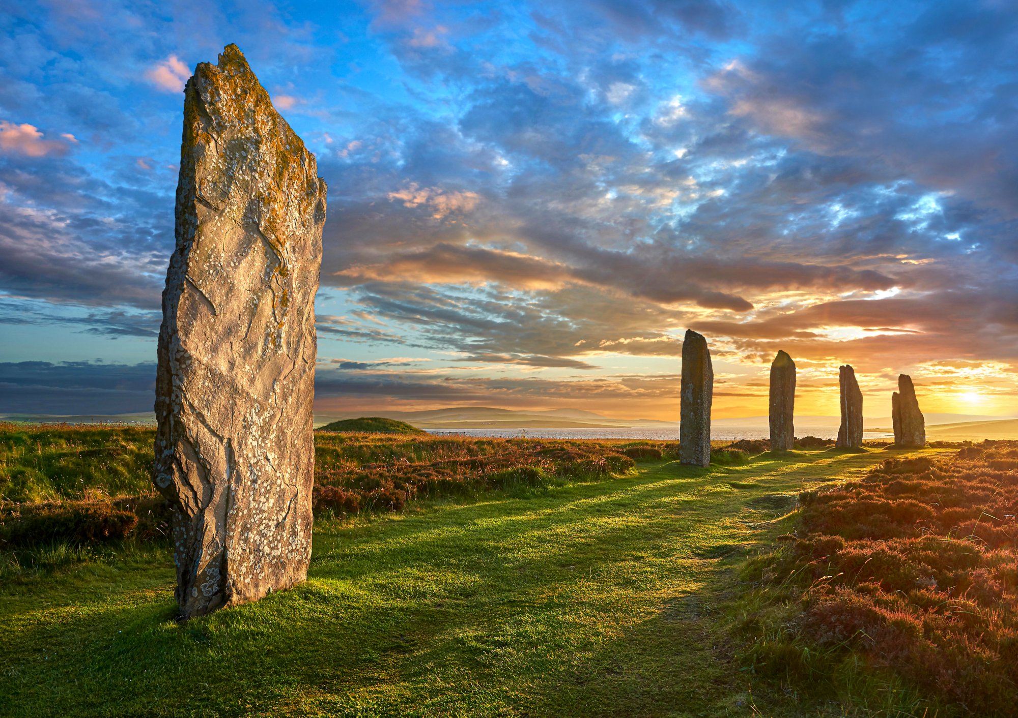 Ring of Brodgar auf Orkney – der Steinkreis im Morgenlicht.