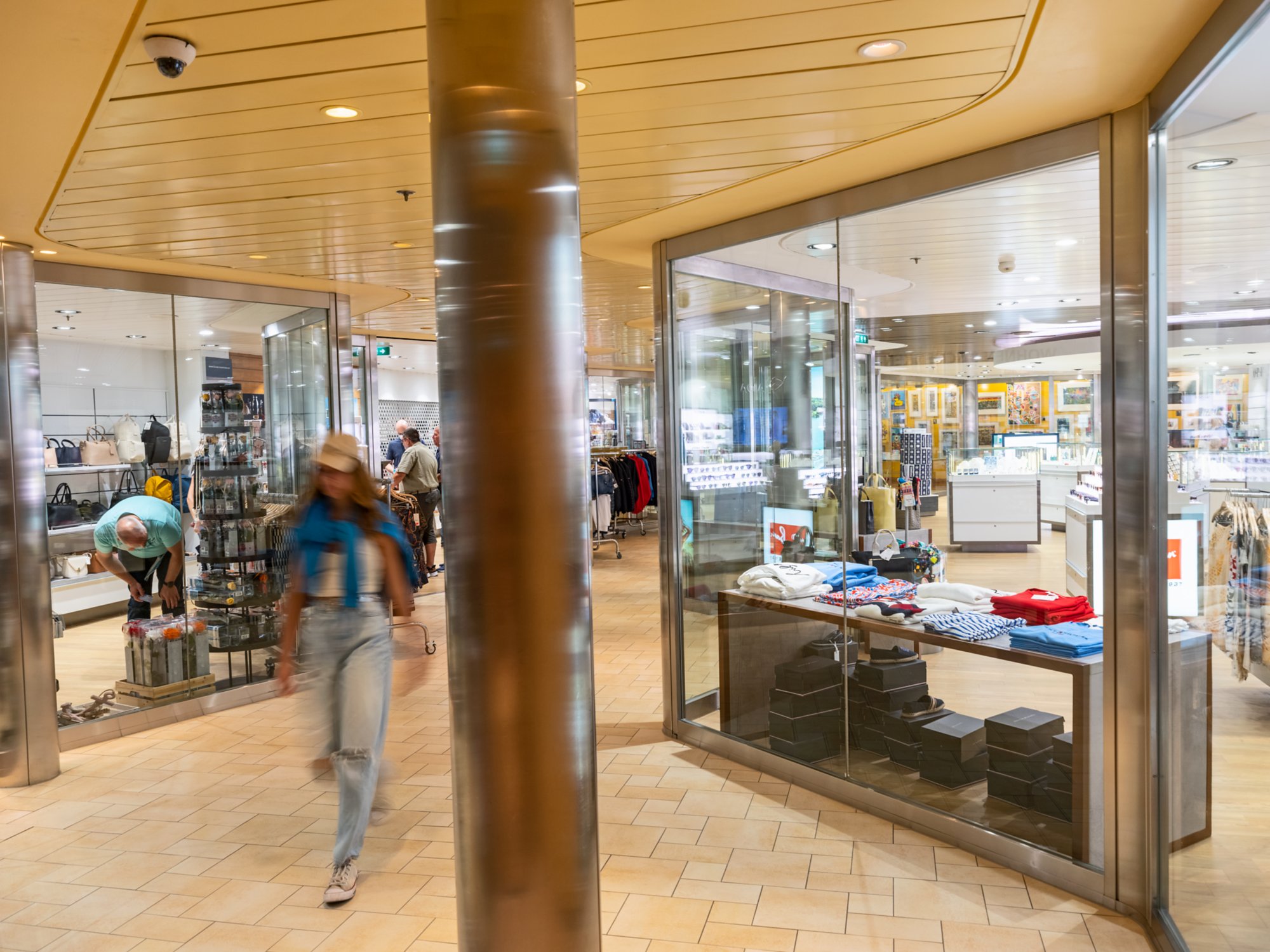 AIDAbella Shop