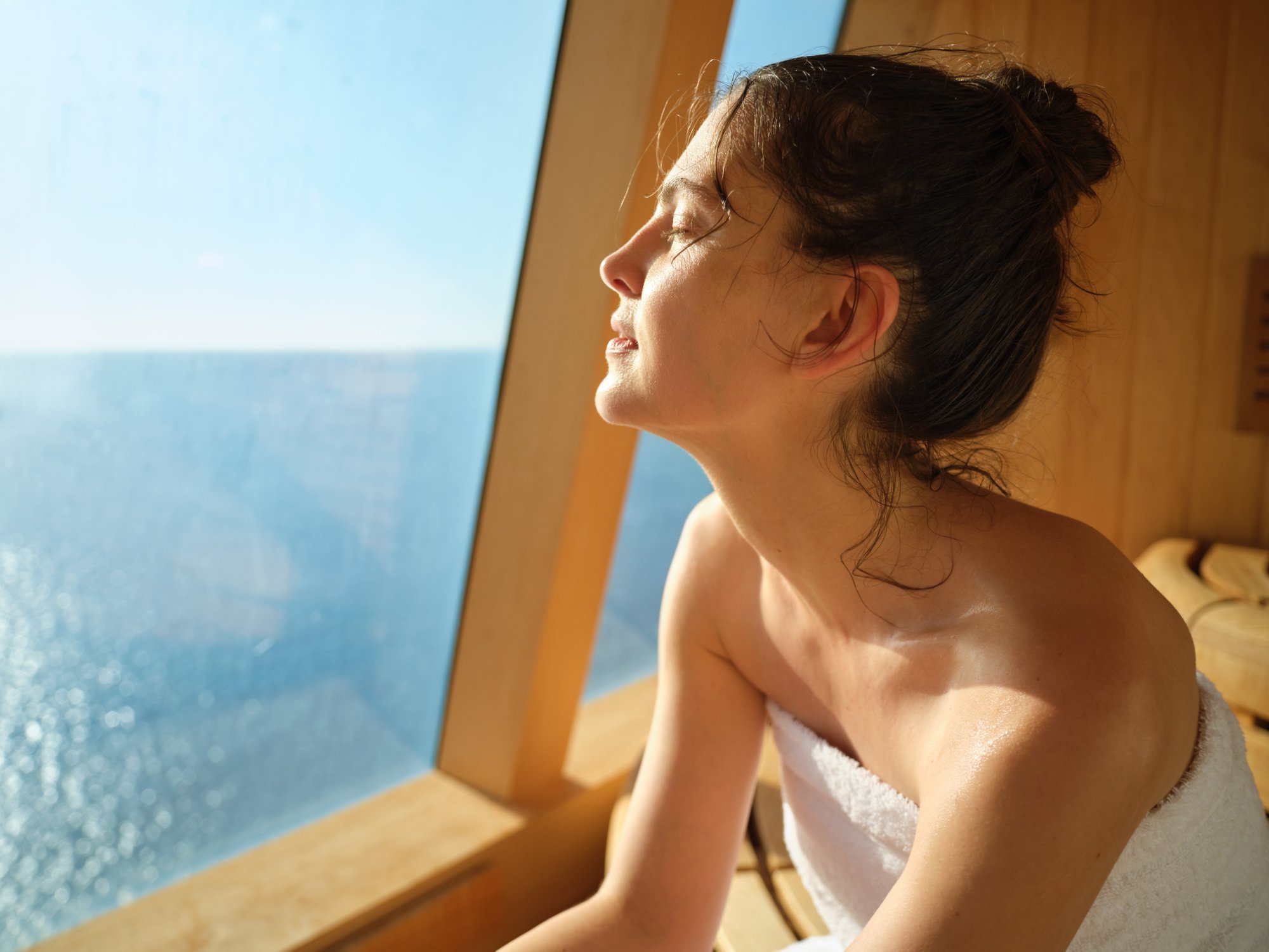 Frau in der Sauna