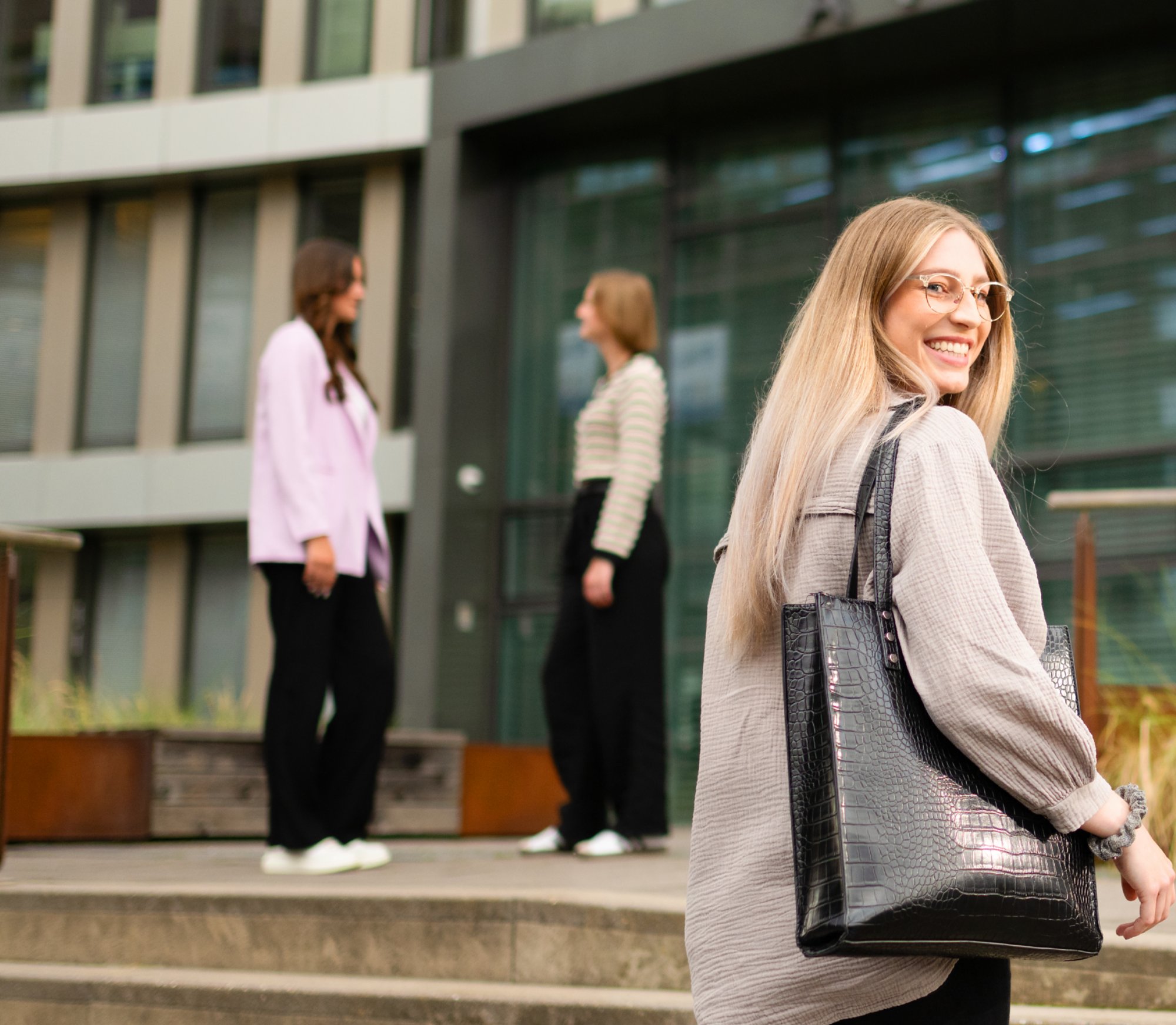 Junioren vor dem AIDAhome