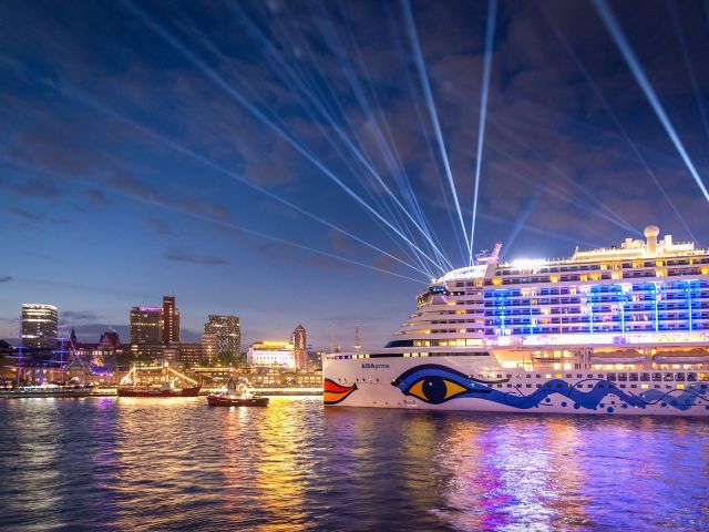 AIDA_Schiffsparade_c_AIDACruises.jpeg