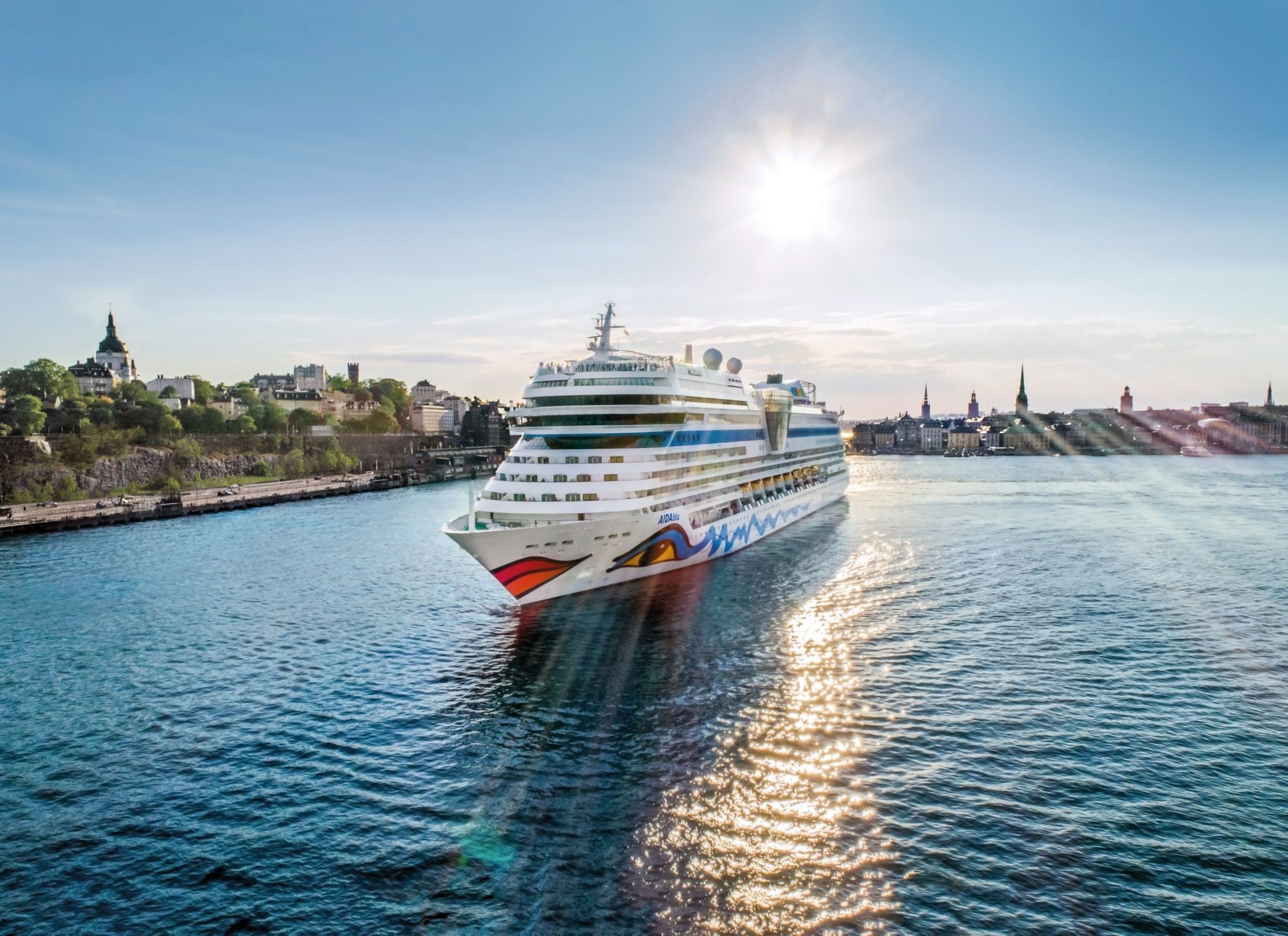 „AIDA Fan Cruise – Heimspiel auf See“ verbindet Public Viewing, Expertenformate und einen besonderen Werftstopp