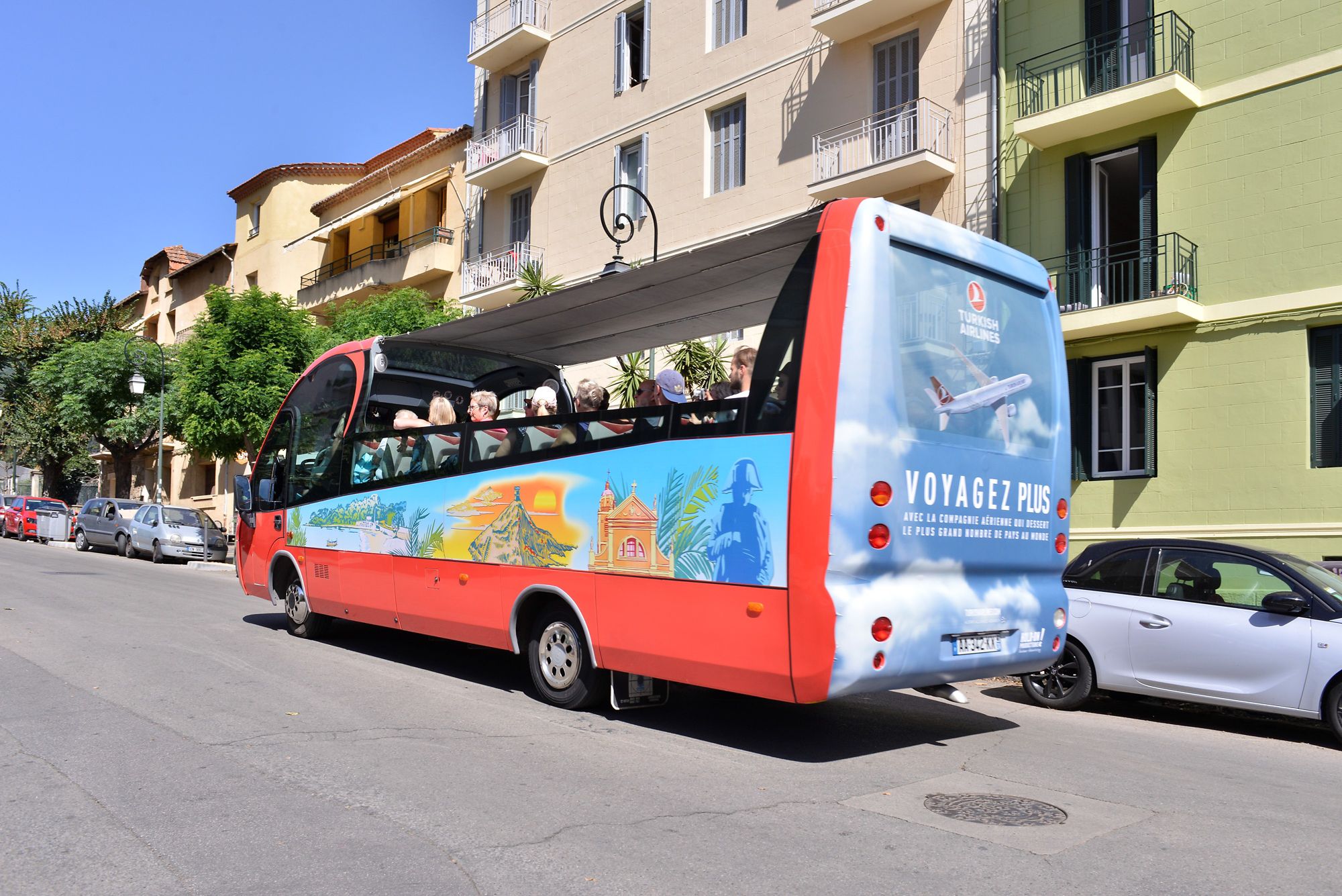 Exklusive Stadtrundfahrt im Cabrio-Bus