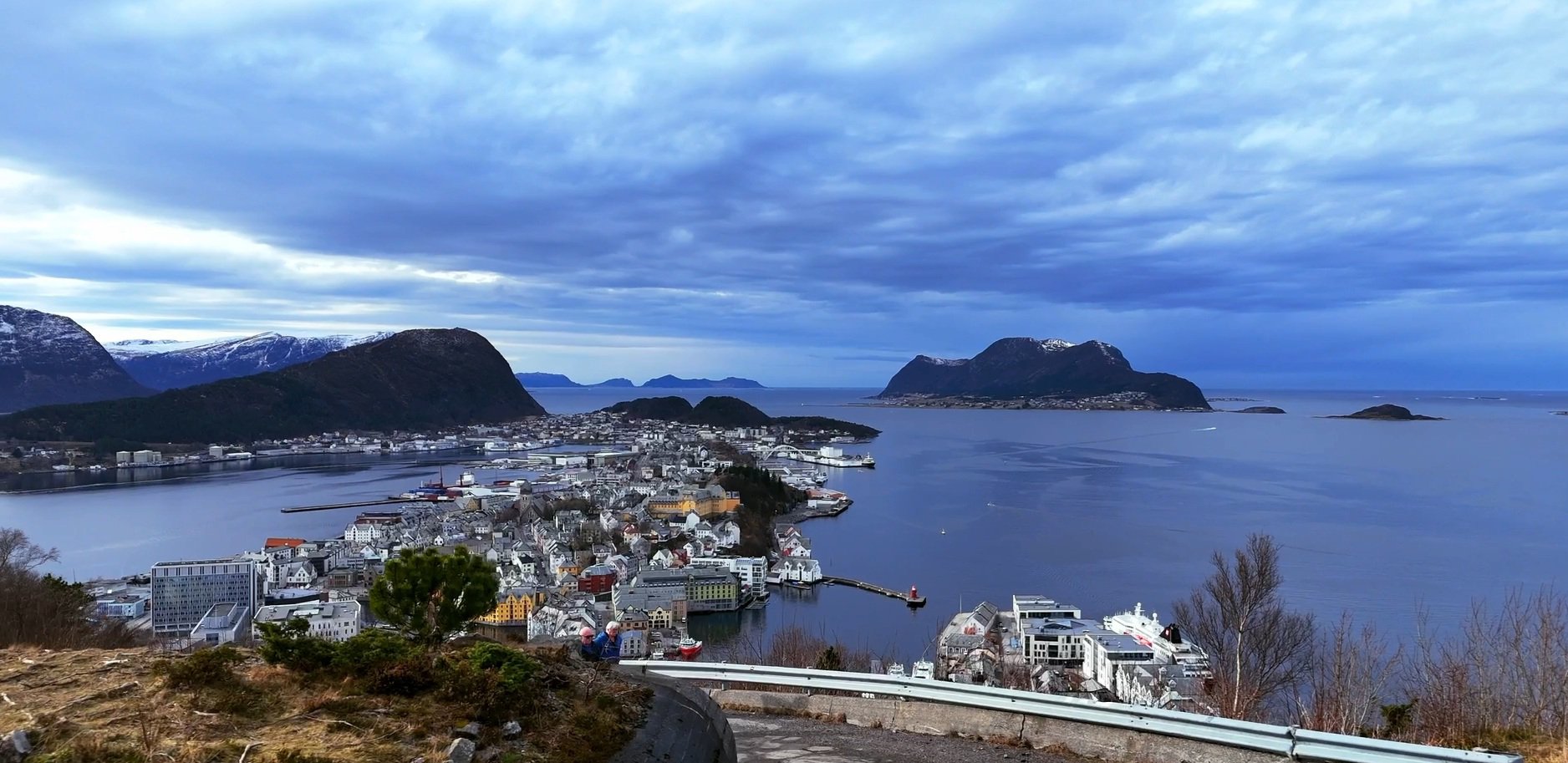 Mit der Bimmelbahn durch Ålesund