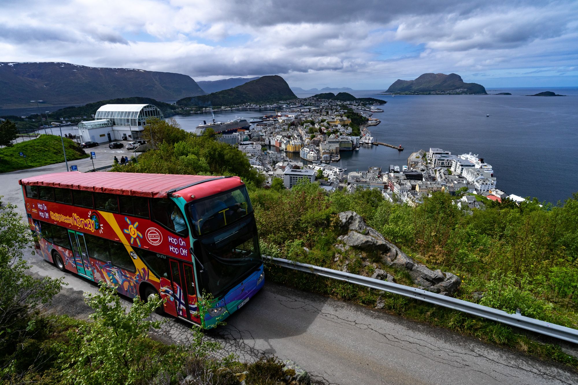 ALEHOP_CitySightseeing_2025_001.jpg