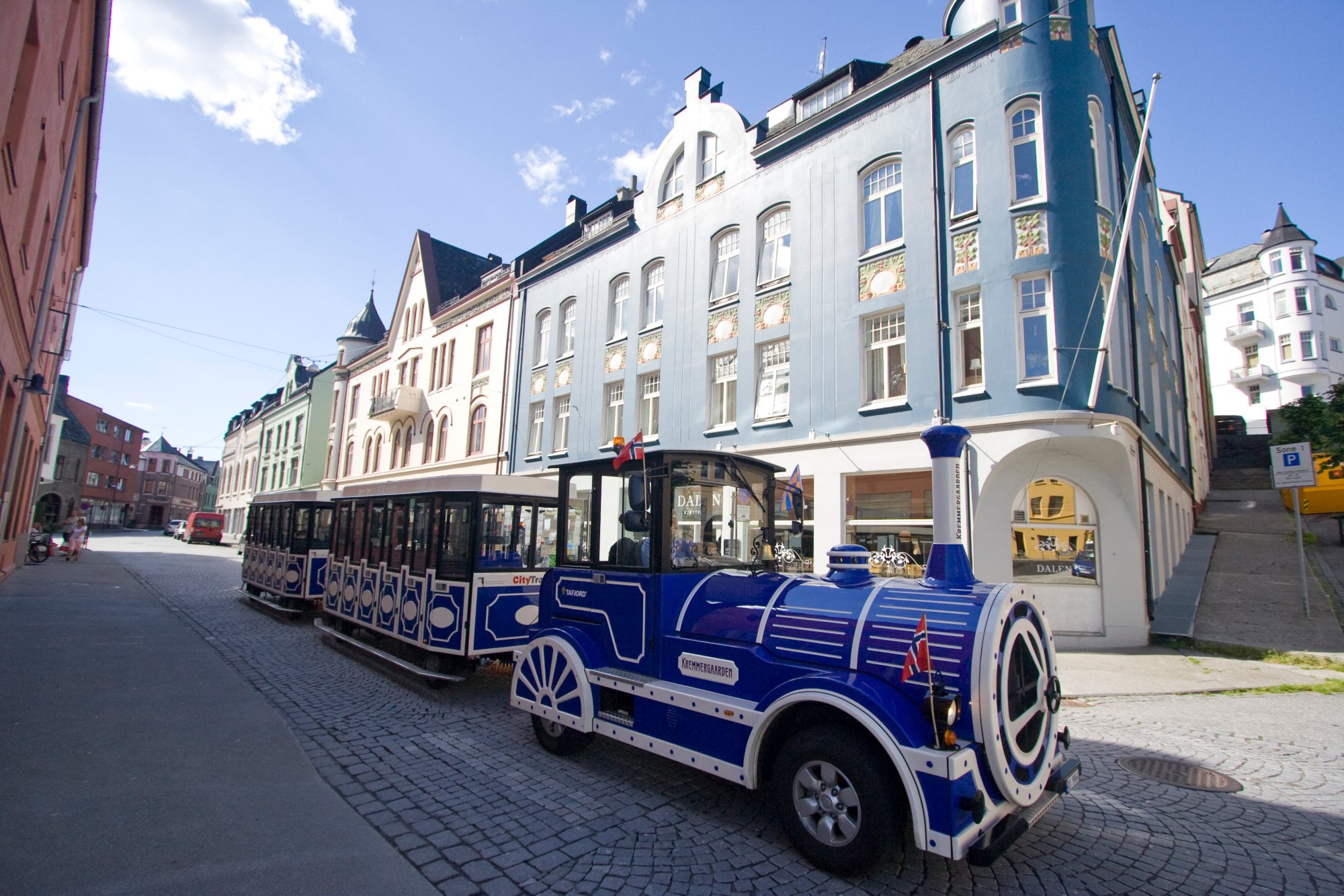 Mit der Bimmelbahn durch Ålesund