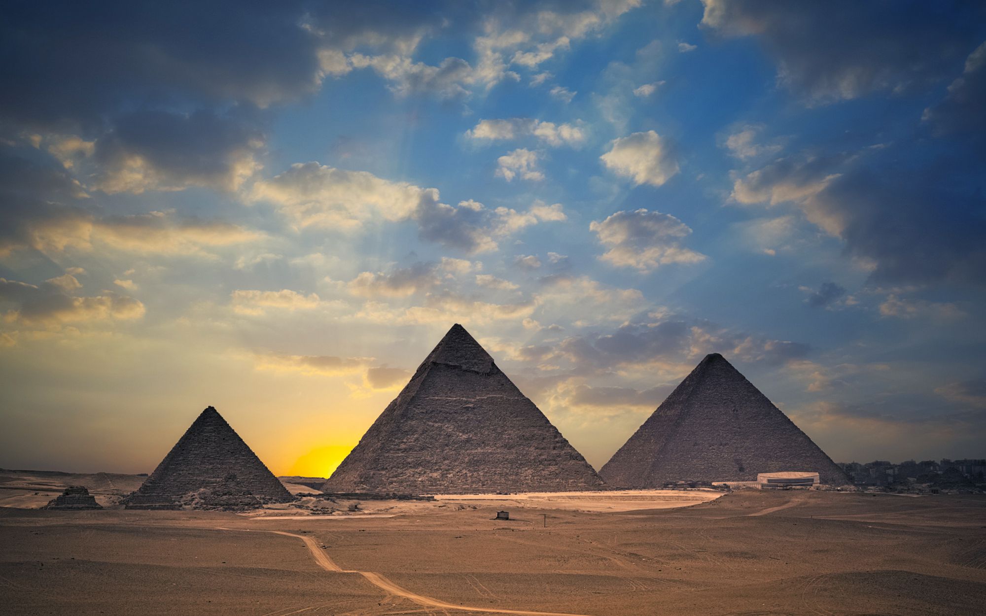 Gizeh-Plateau im eigenen Tempo – Pyramiden & Sphinx