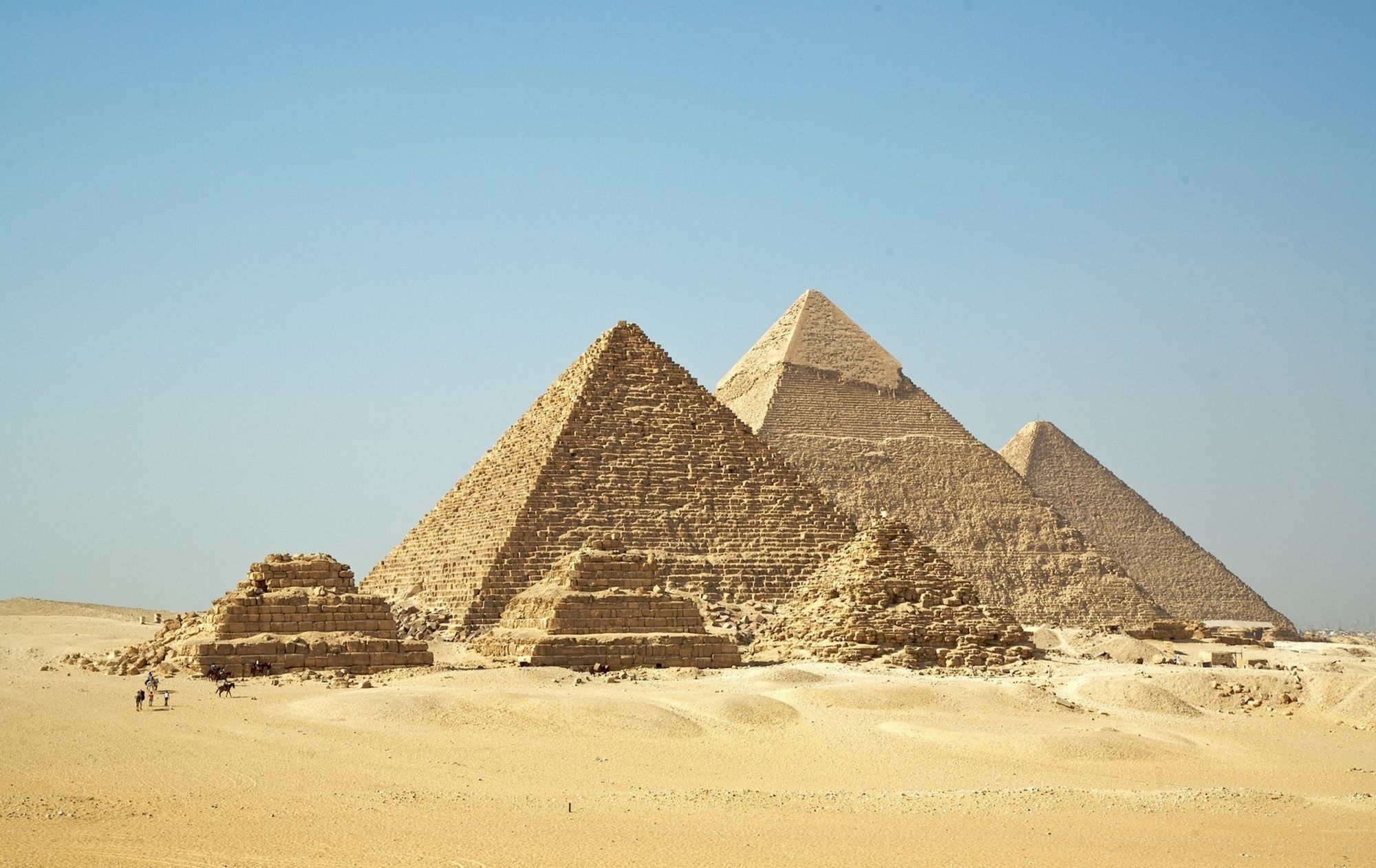 ALY07_ThePyramids_010.jpg
