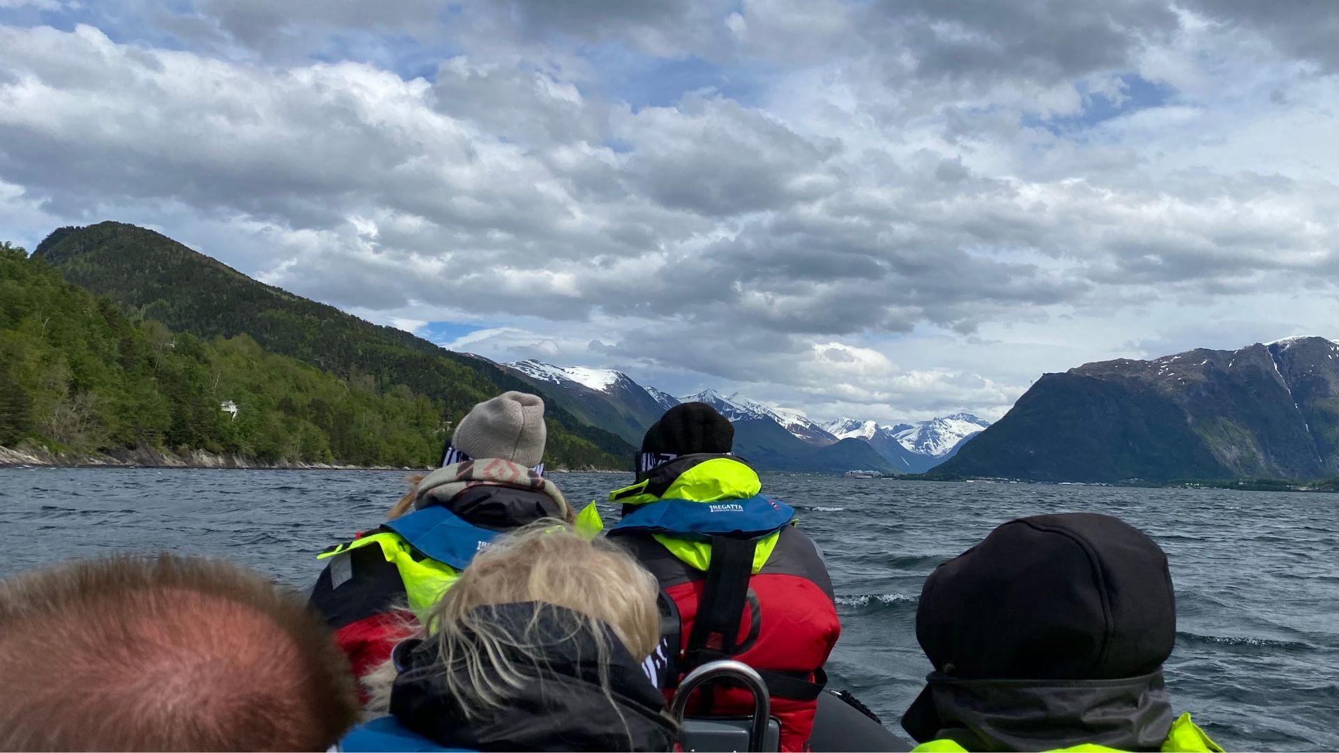 Rasante Schnellbootfahrt auf dem Romsdalsfjord