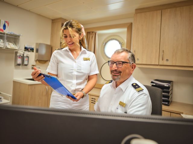 Mitarbeitende im Bord Hospital 