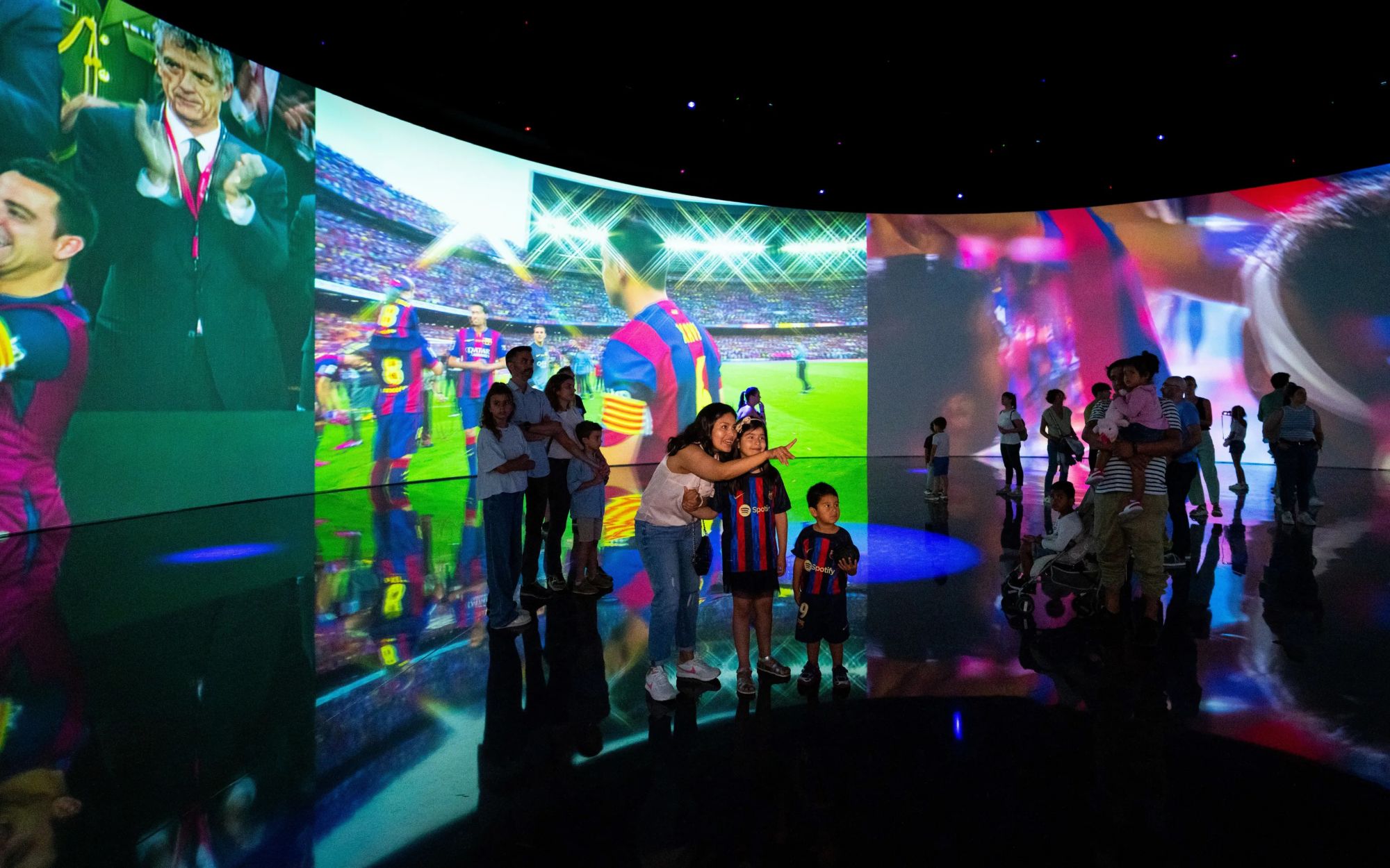FC Barcelona Museum "Barça Immersive Tour" - für Kinder im Alter von 0-3