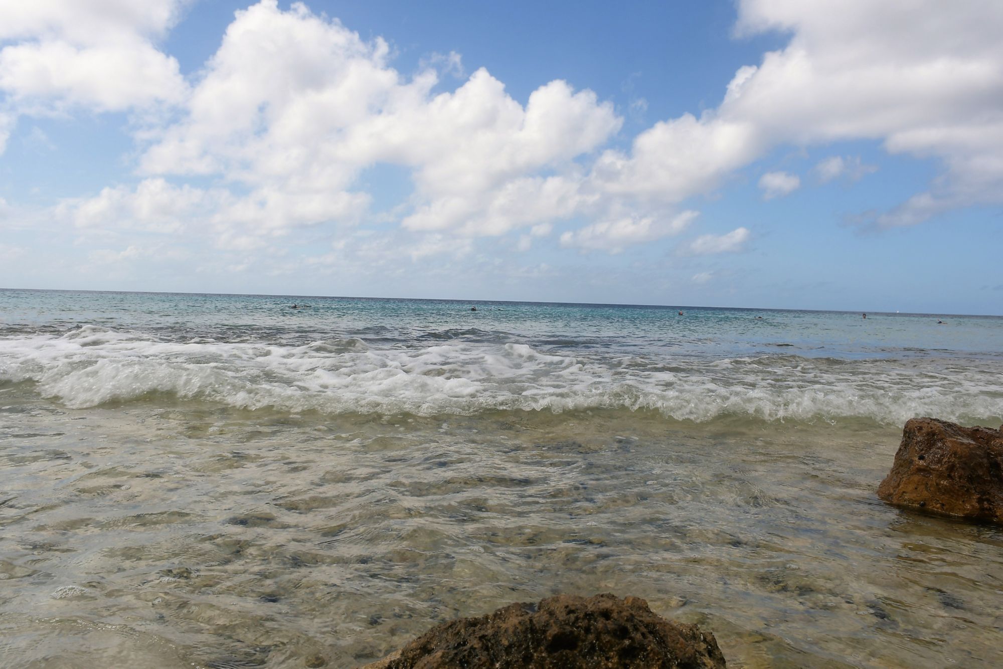 BON21_MeervormBeachclubnurmitBadeschuhen_PE_2023_quer_009.JPG