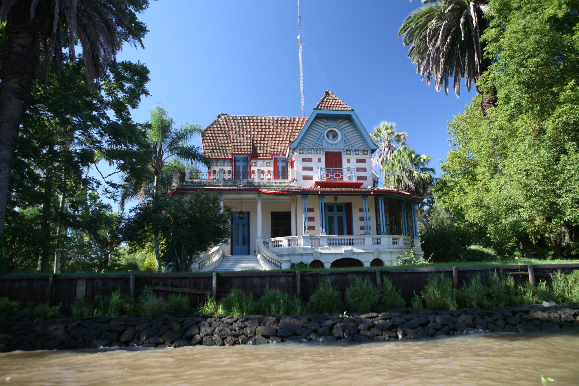 BUE_BUE04_Tigre4_shorexploration_2026_quer.JPG