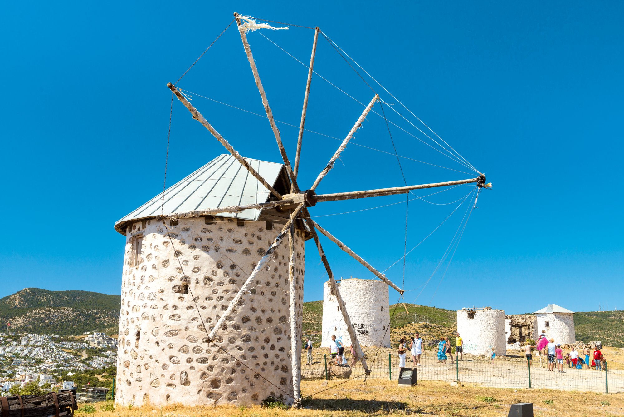 Windmühlen, Myndos-Tor & Fischeridylle