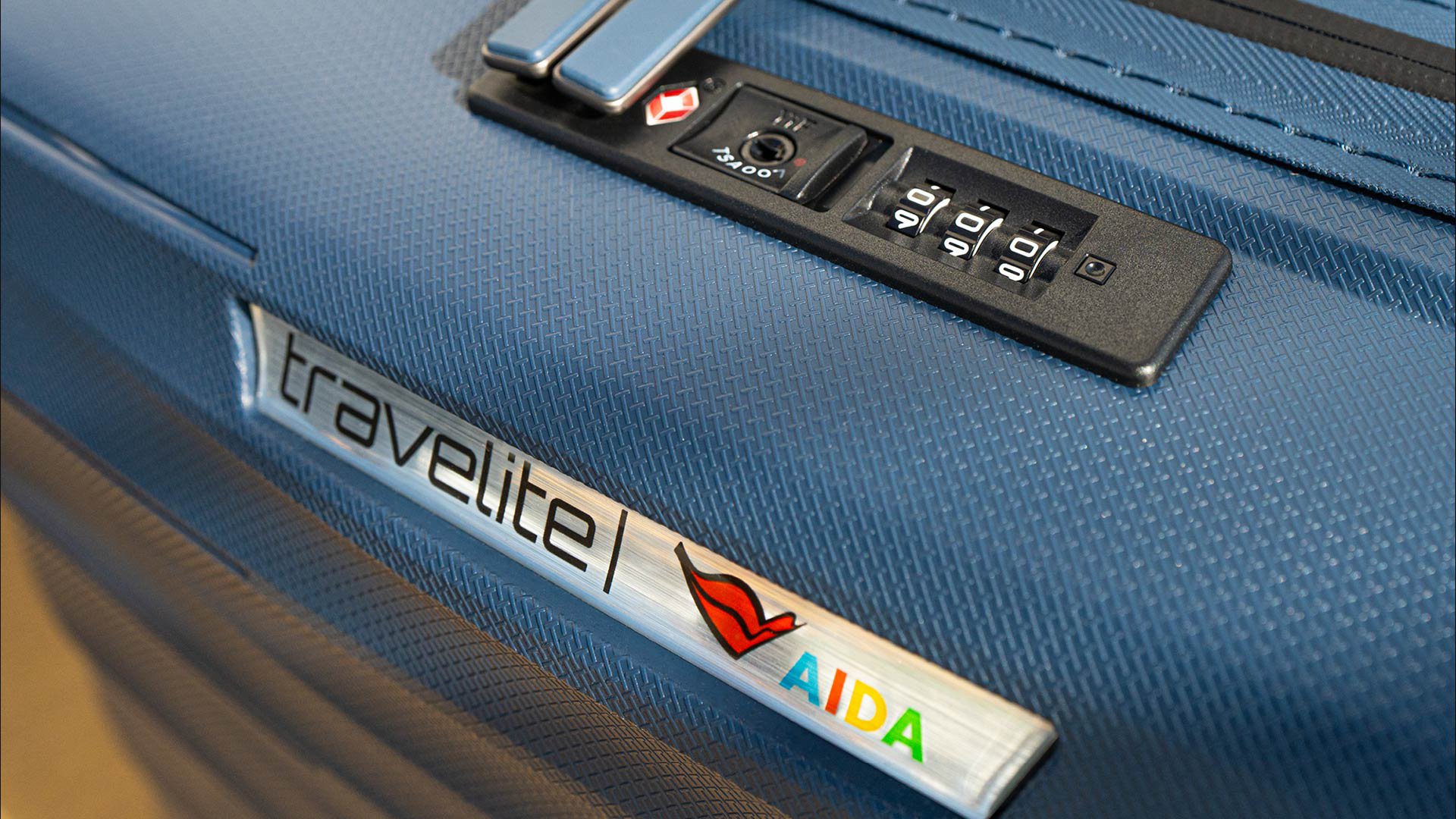 Travelite Koffer mit AIDA Logo