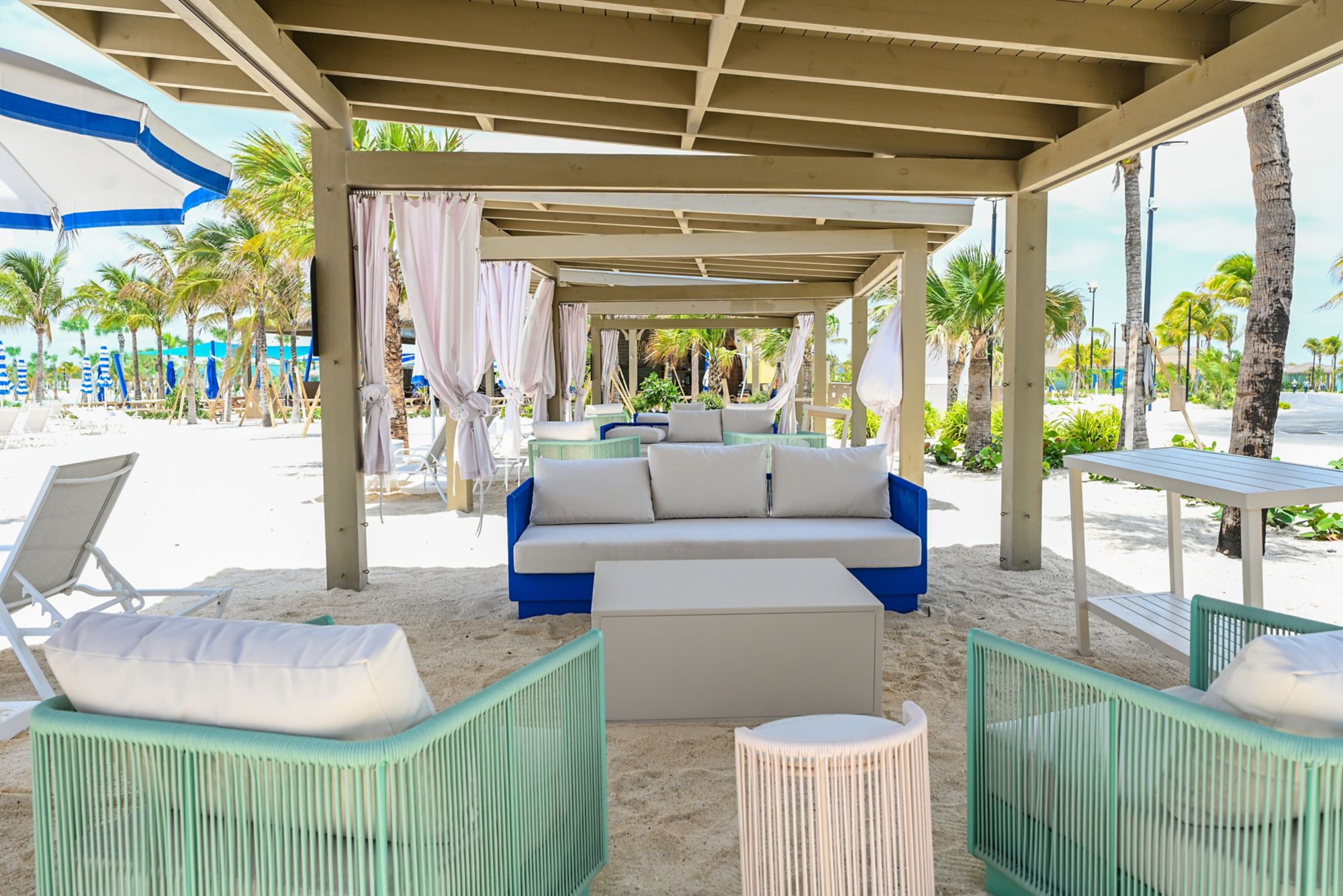 Cabana an Starfish Lagoon South