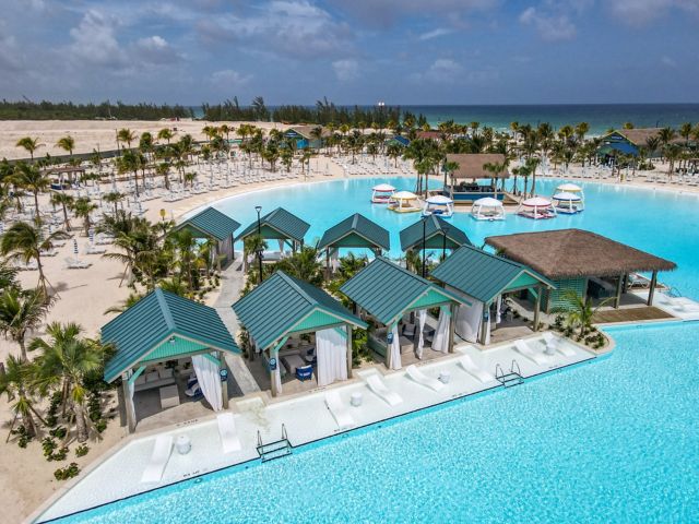 Over-the-Lagoon Cabana an Starfish Lagoon