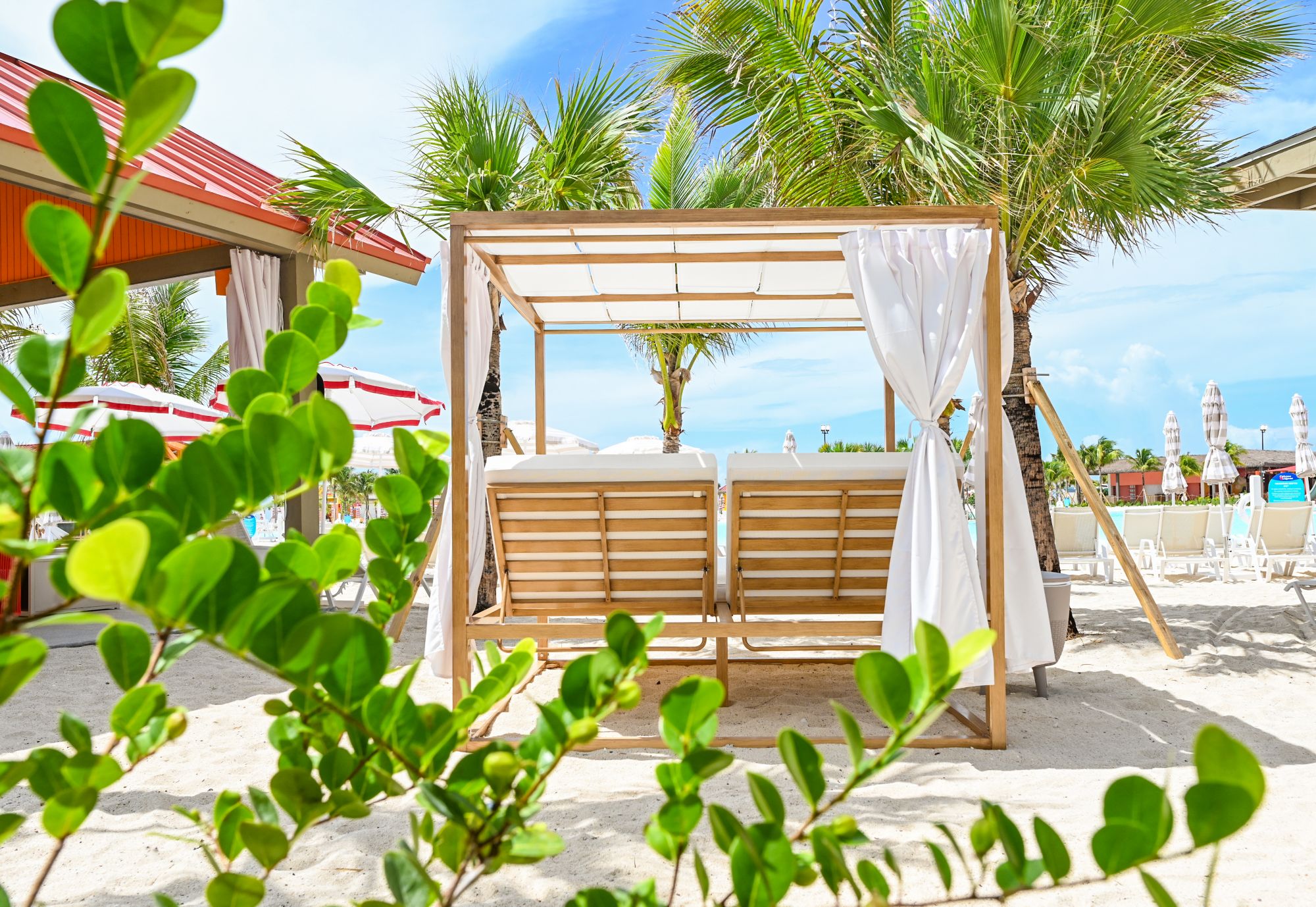 Loungebett in Calypso Lagoon (ab 13 Jahren) 