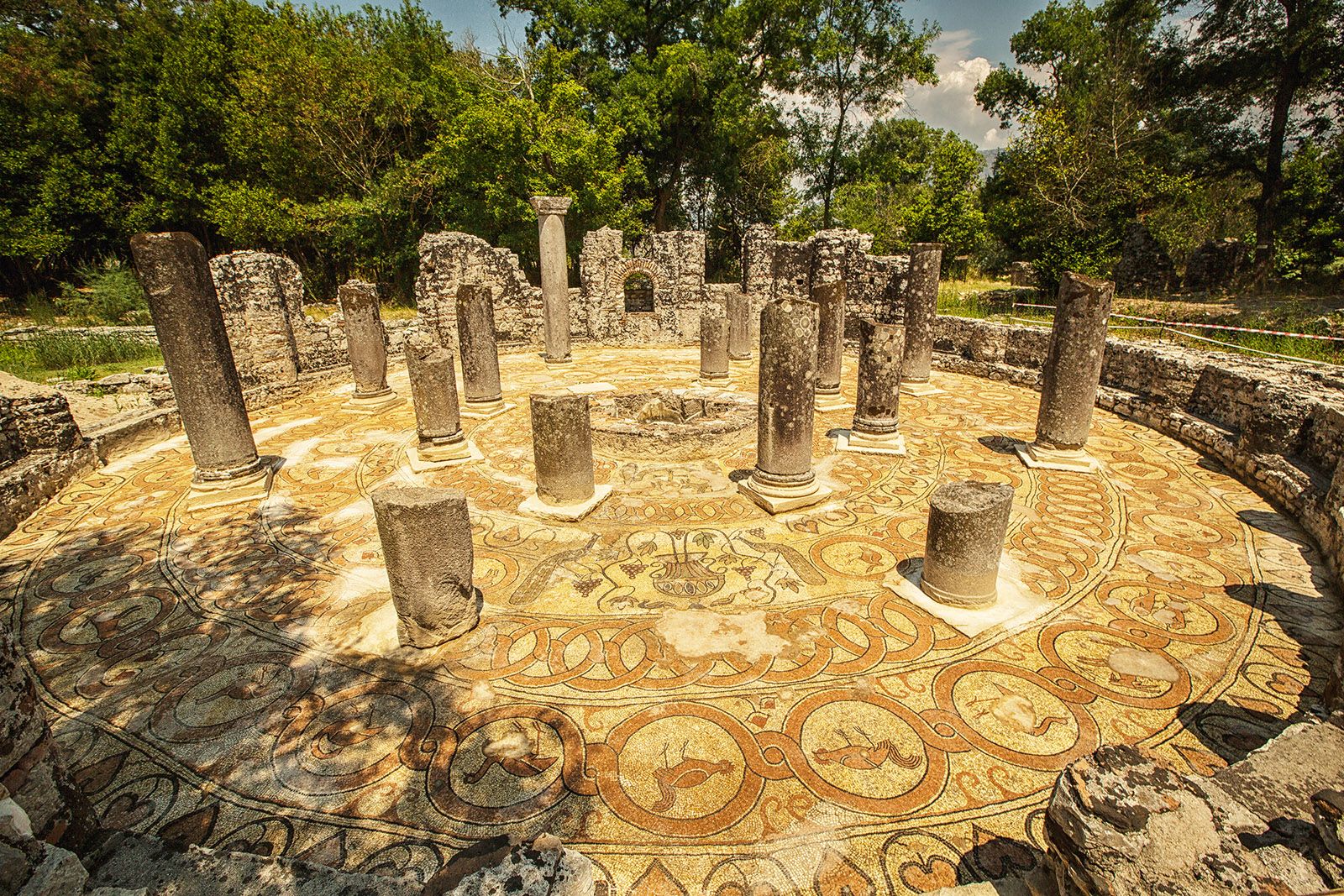 Albanien entdecken: Butrint & Saranda ab Korfu