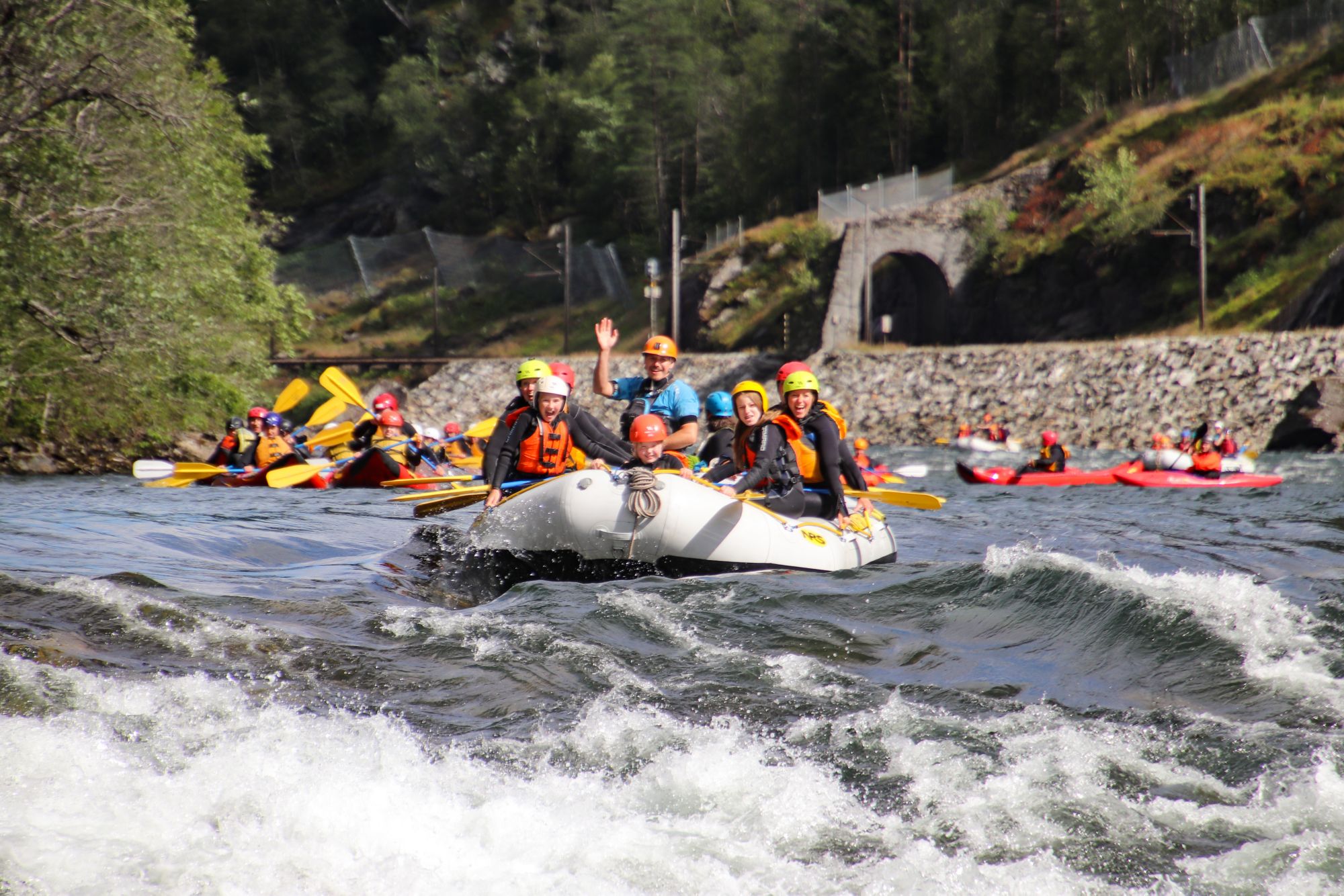 FLA04_Voss-Active-Family-Rafting_NG_2026_quer4.jpg