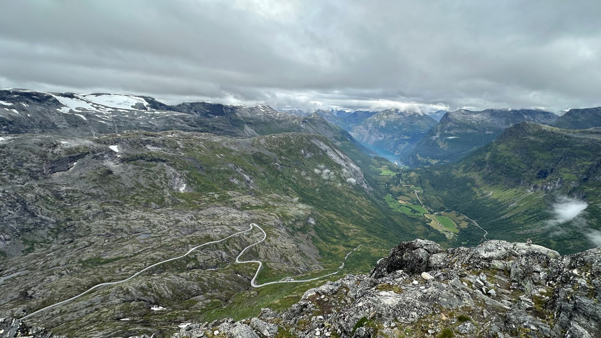 GEI02_DalsnibbaAussicht1_PR_2025_quer_001.jpg