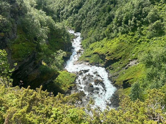 GEI03_Wasserfall_PR_2025_hoch_005.jpg