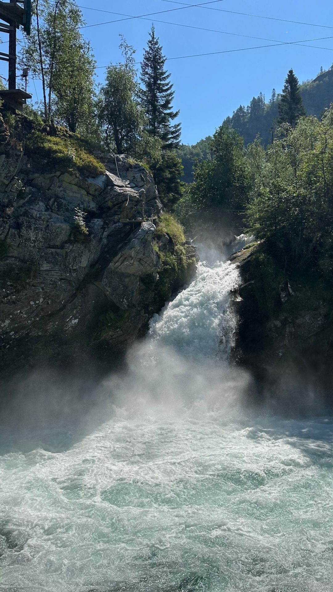 GEI14_Wasserfall_PR_2025_hoch_001.jpg