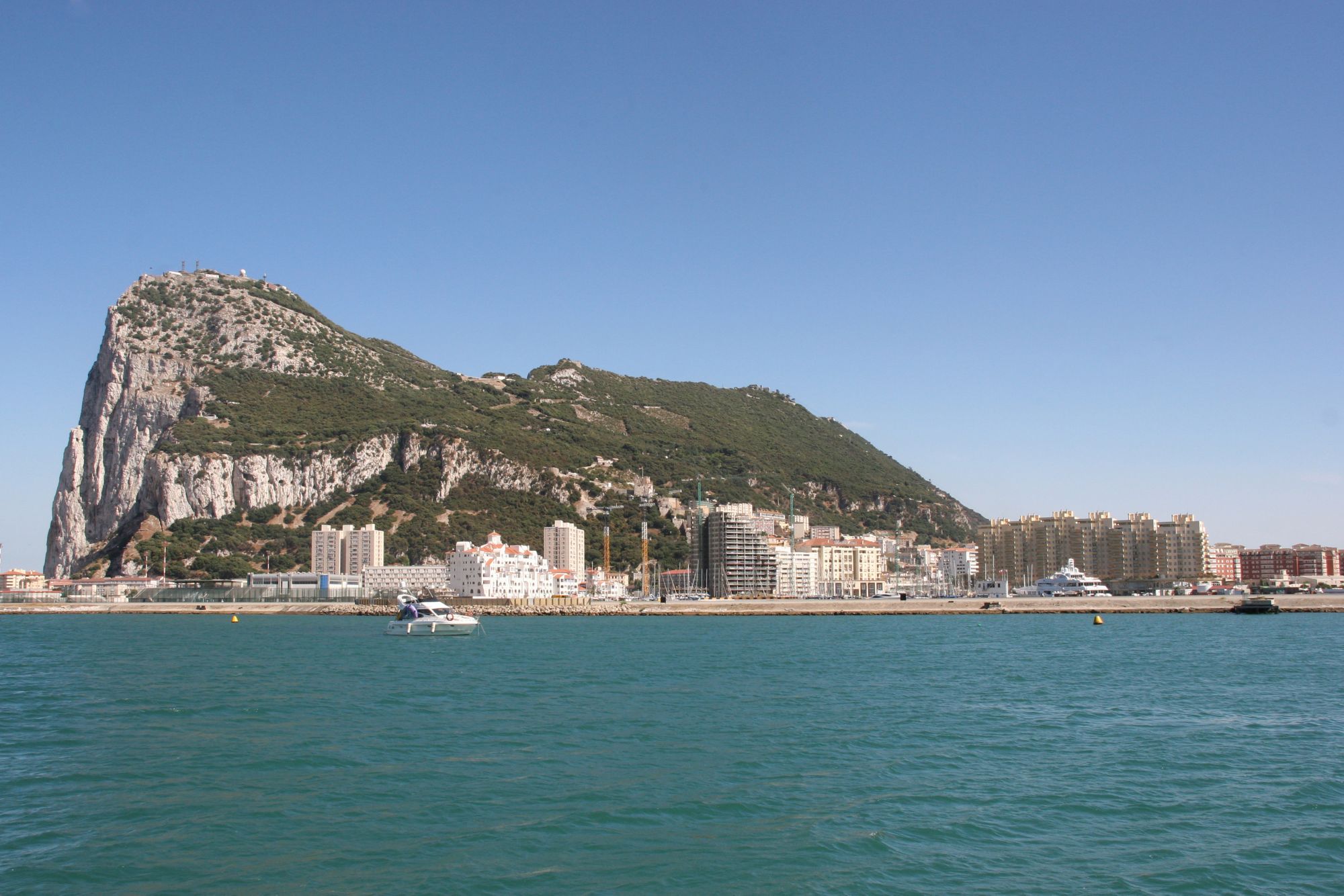 GIB99_TheRock_003.jpg