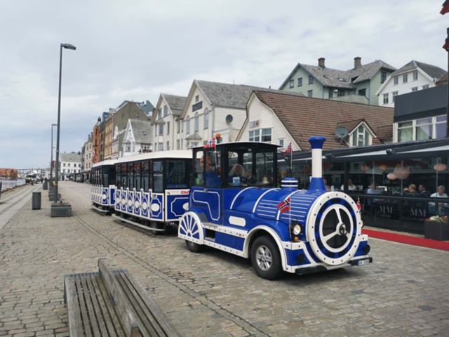 Mit der Bimmelbahn durch Haugesund