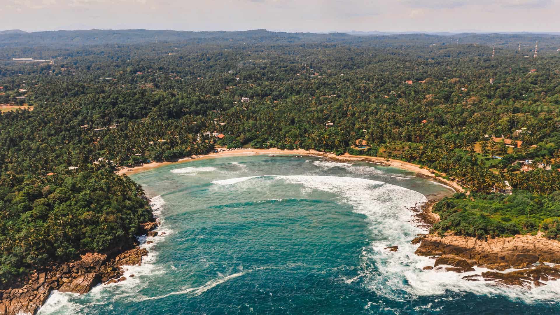HBA15_HiriketiyaBayBeach2_Lotus_2025_quer.jpg