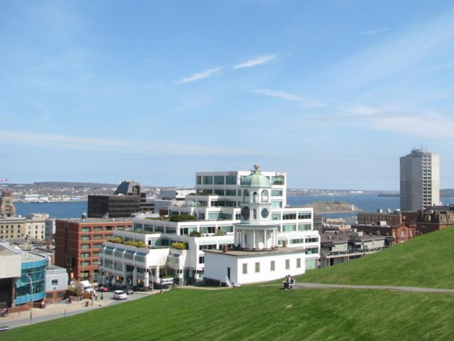 HFX05_Leisurelywalkandferryride3_MaritimeTravel_2025_003.jpg