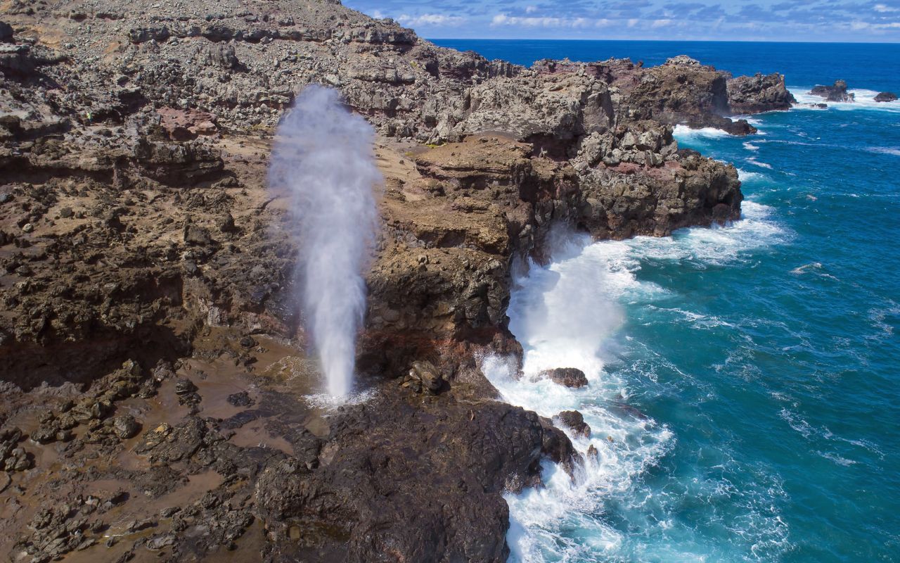 Sites, Bites, and Sips (1280 x 800 px) - Halona Blowhole