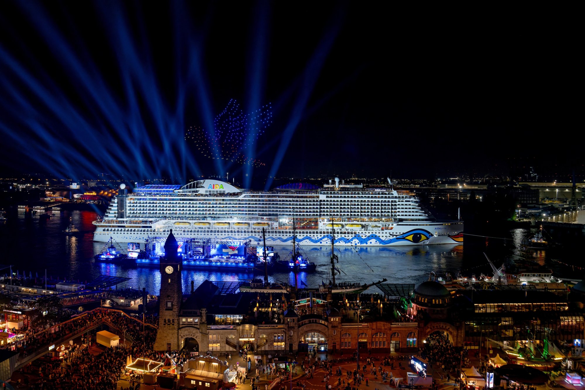 Lichtershow beim Hafengeburtstag Hamburg