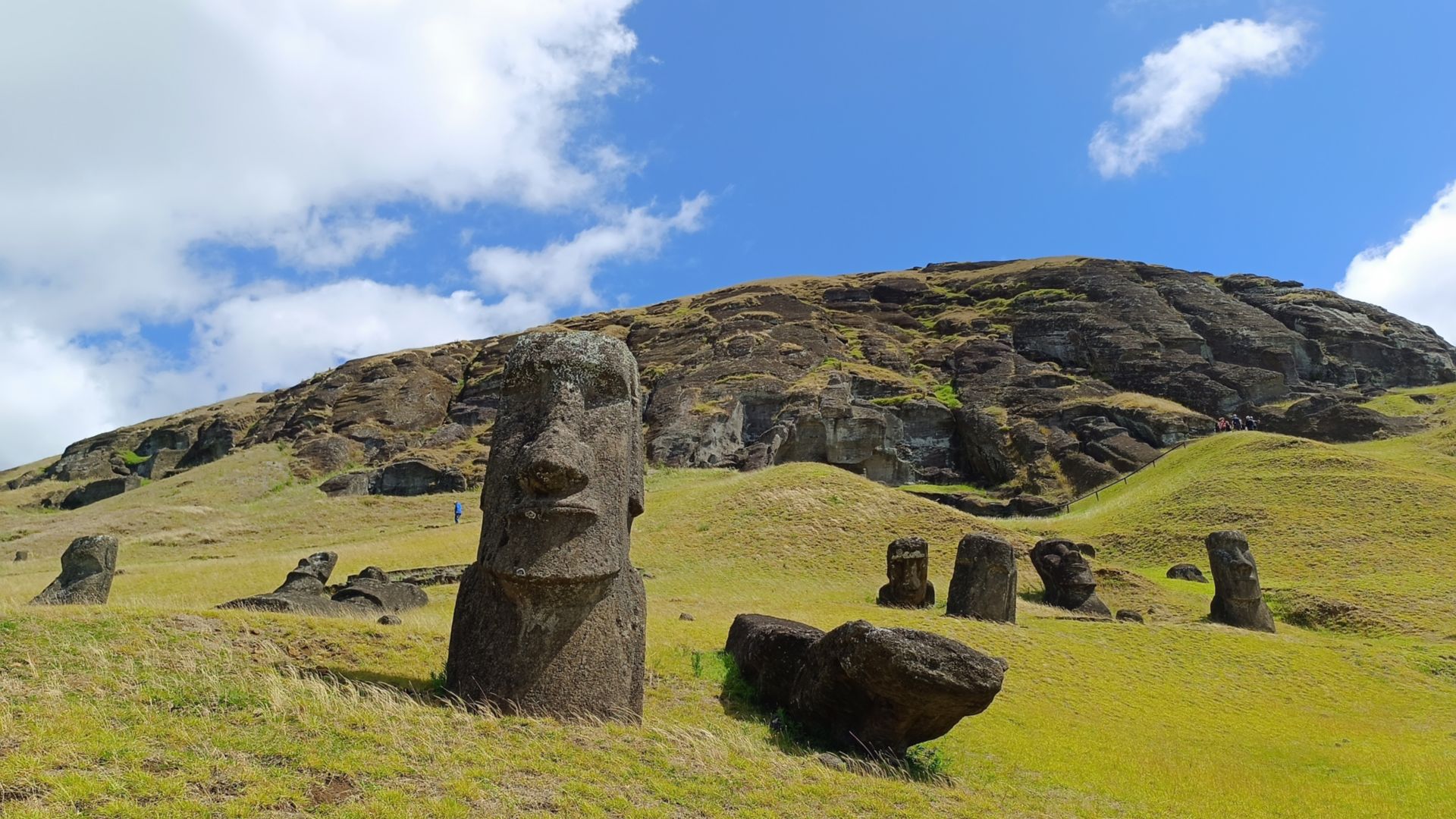 IPC_IPC06_RanoRaraku_Moai_SO_2024_quer2.jpg