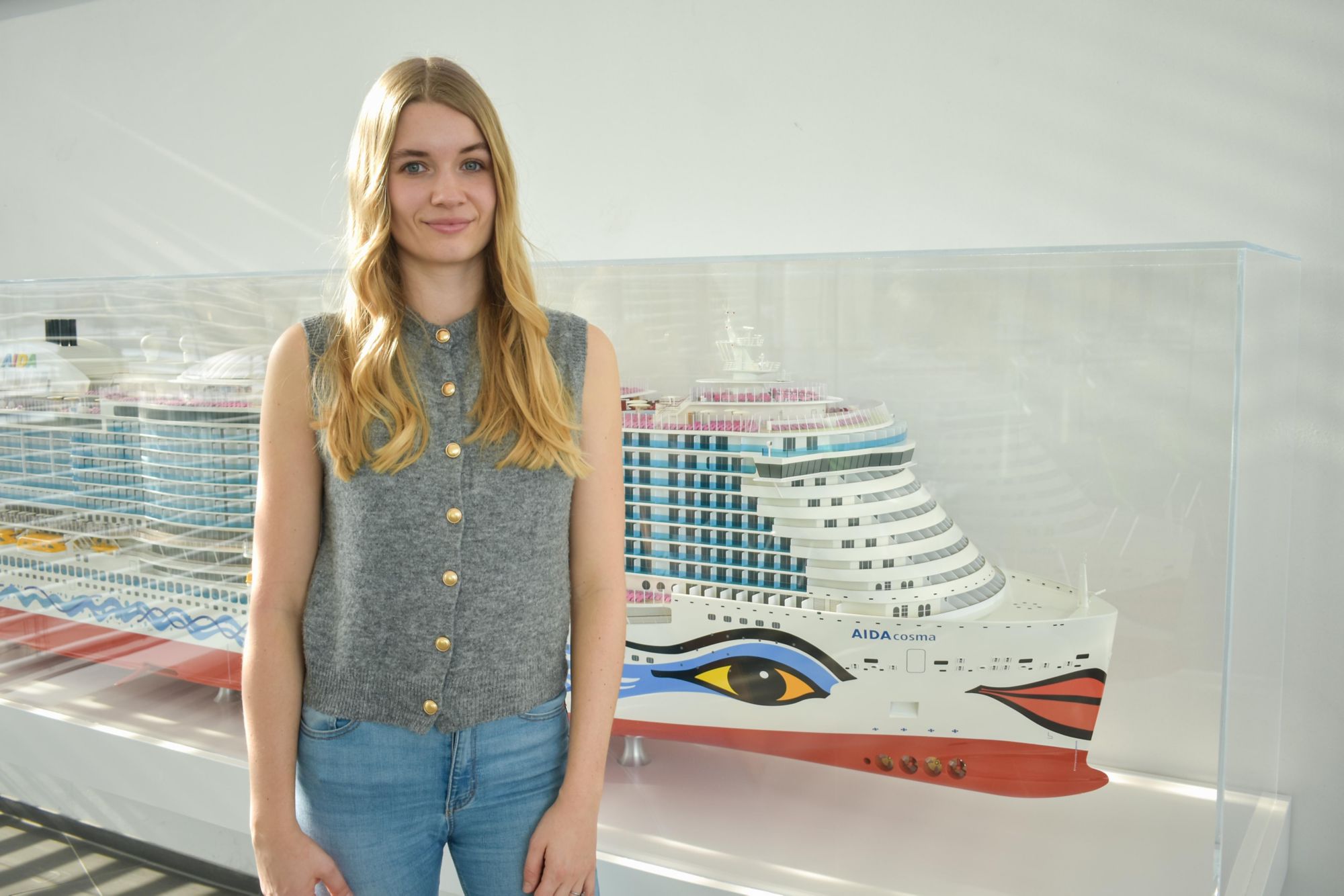 Gap Year Trainee Isabella Lilly Hohr 