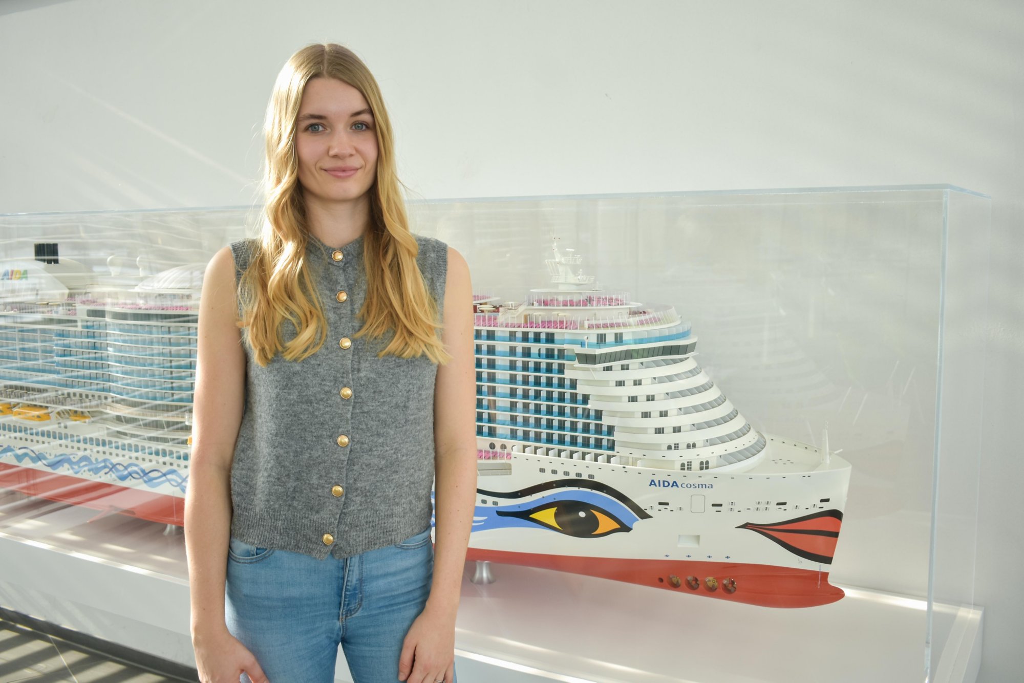 Gap Year Trainee Isabella Lilly Hohr 